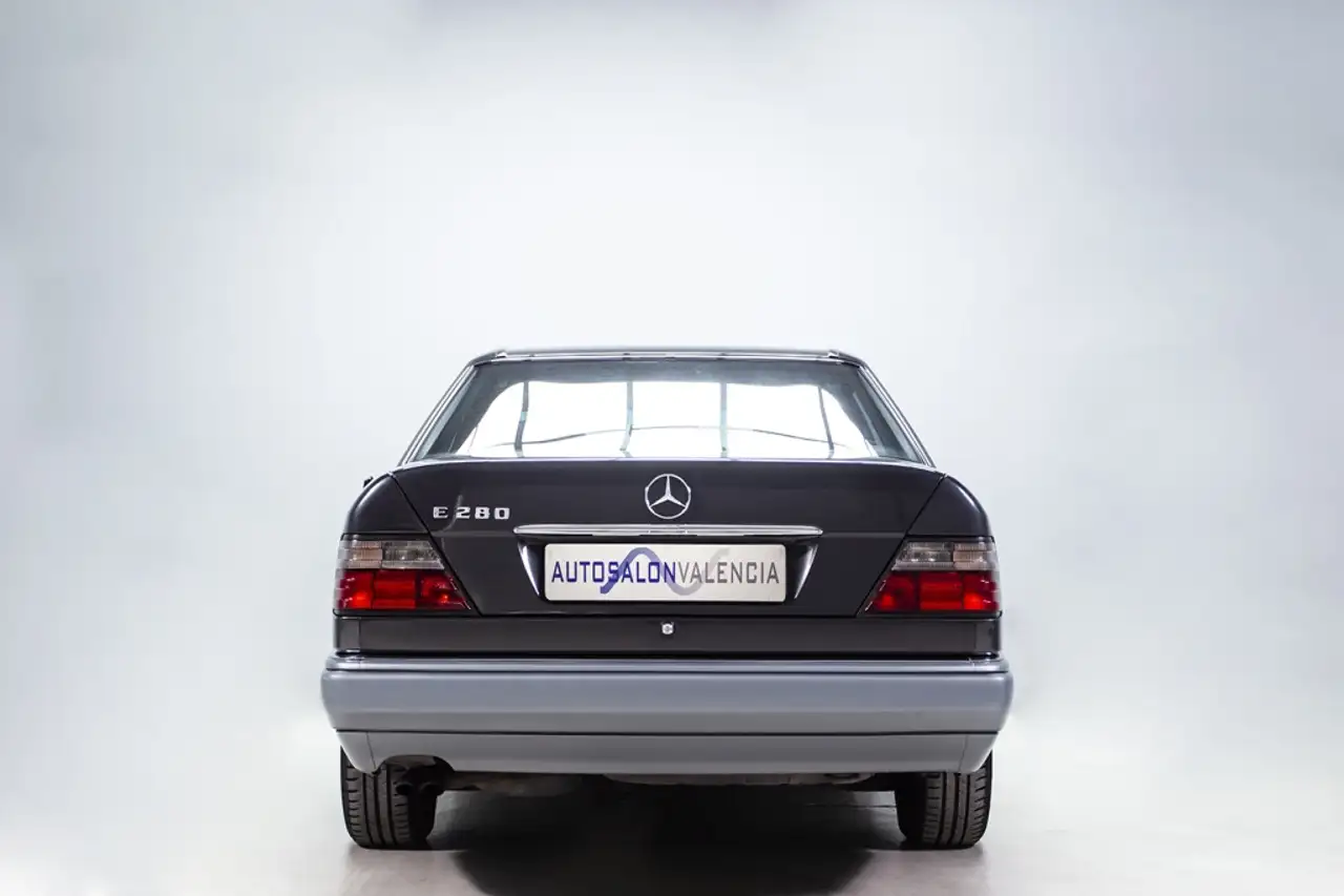 Mercedes-Benz E 280, foto 7