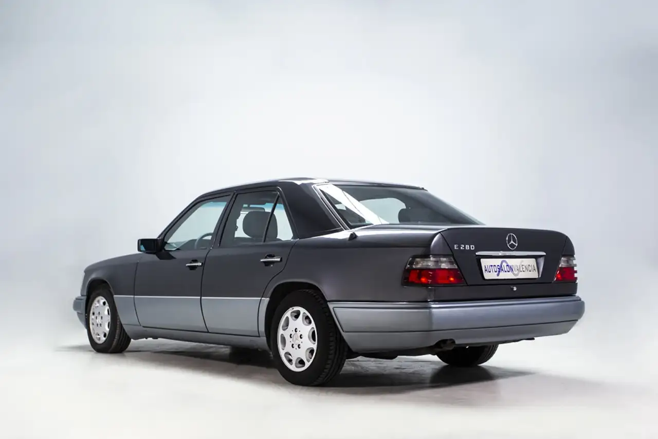 Mercedes-Benz E 280, foto 8