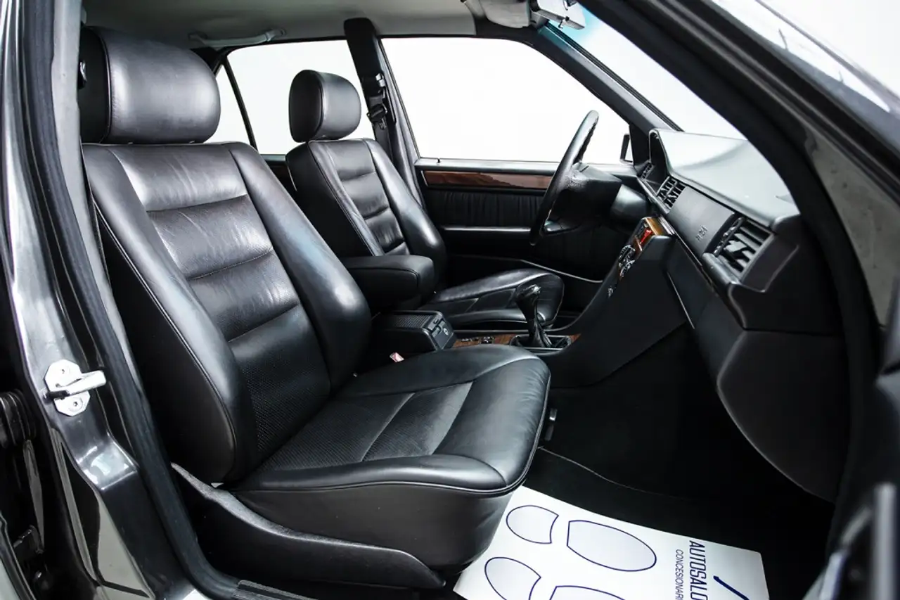 Mercedes-Benz E 280, foto 11