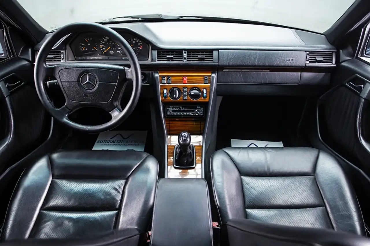 Mercedes-Benz E 280, foto 12