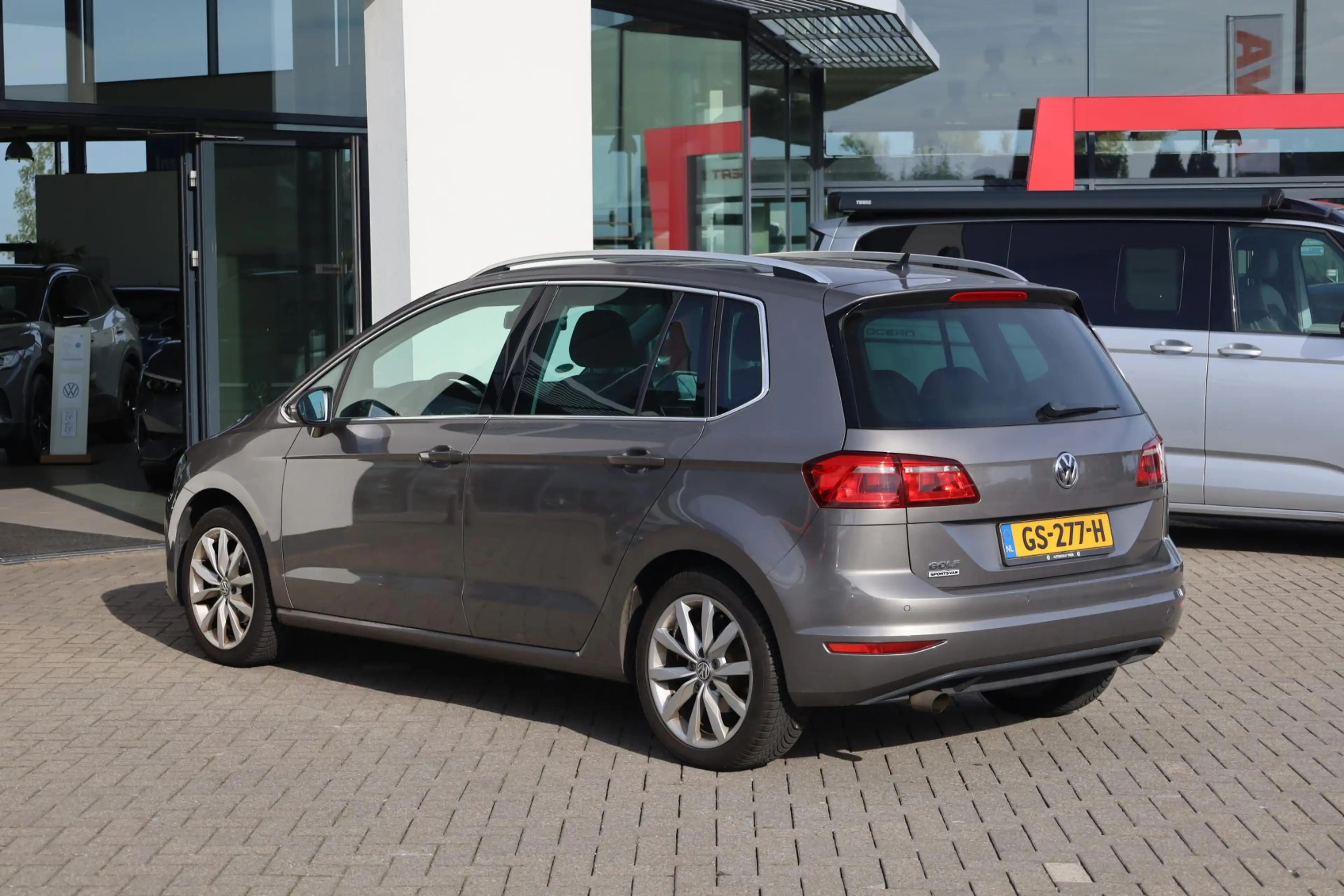 Volkswagen Golf Sportsvan 1.2 TSI Highline 110PK / 81kW DSG, Wegklapbare tre — photo 8