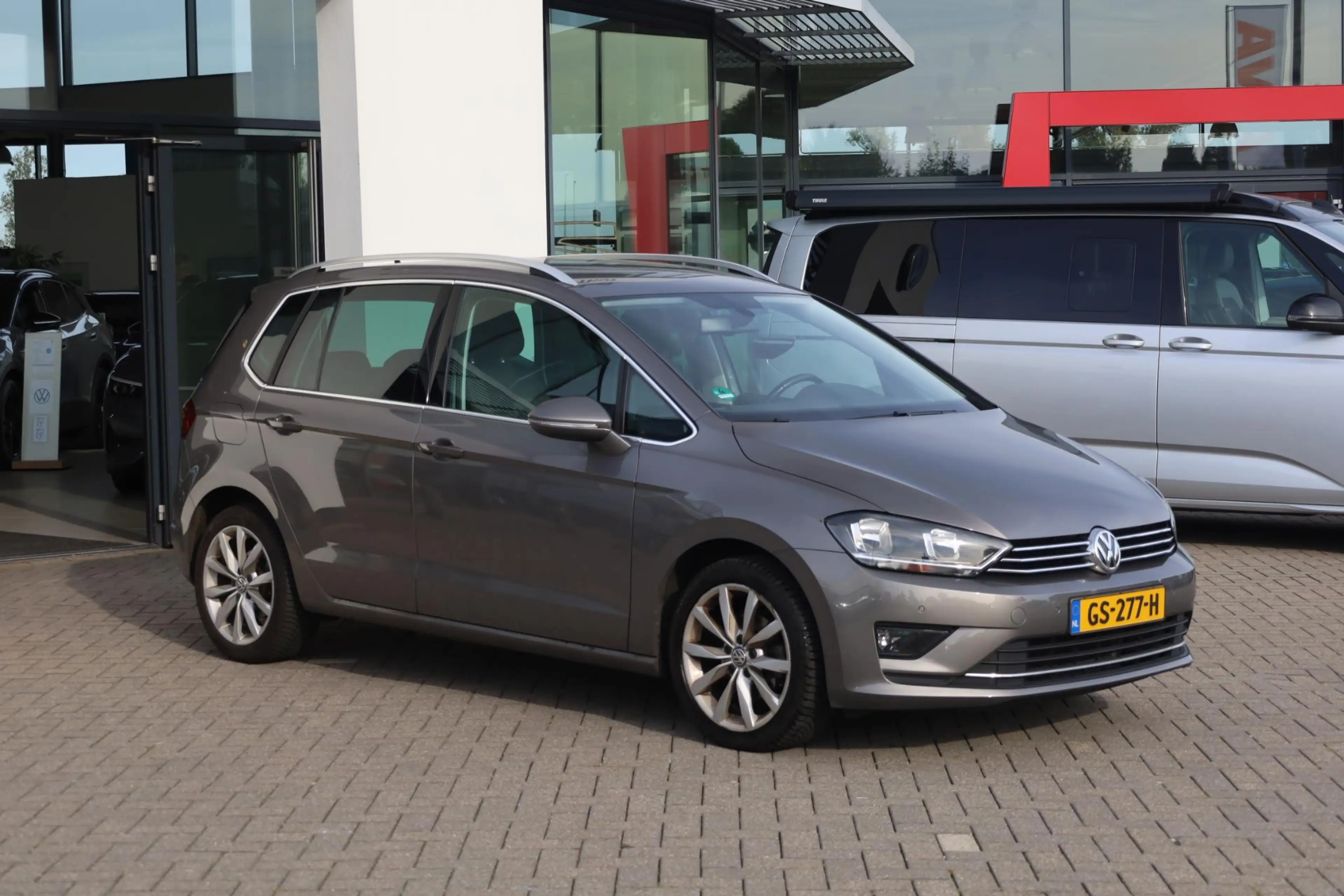 Volkswagen Golf Sportsvan 1.2 TSI Highline 110PK / 81kW DSG, Wegklapbare tre — photo 7