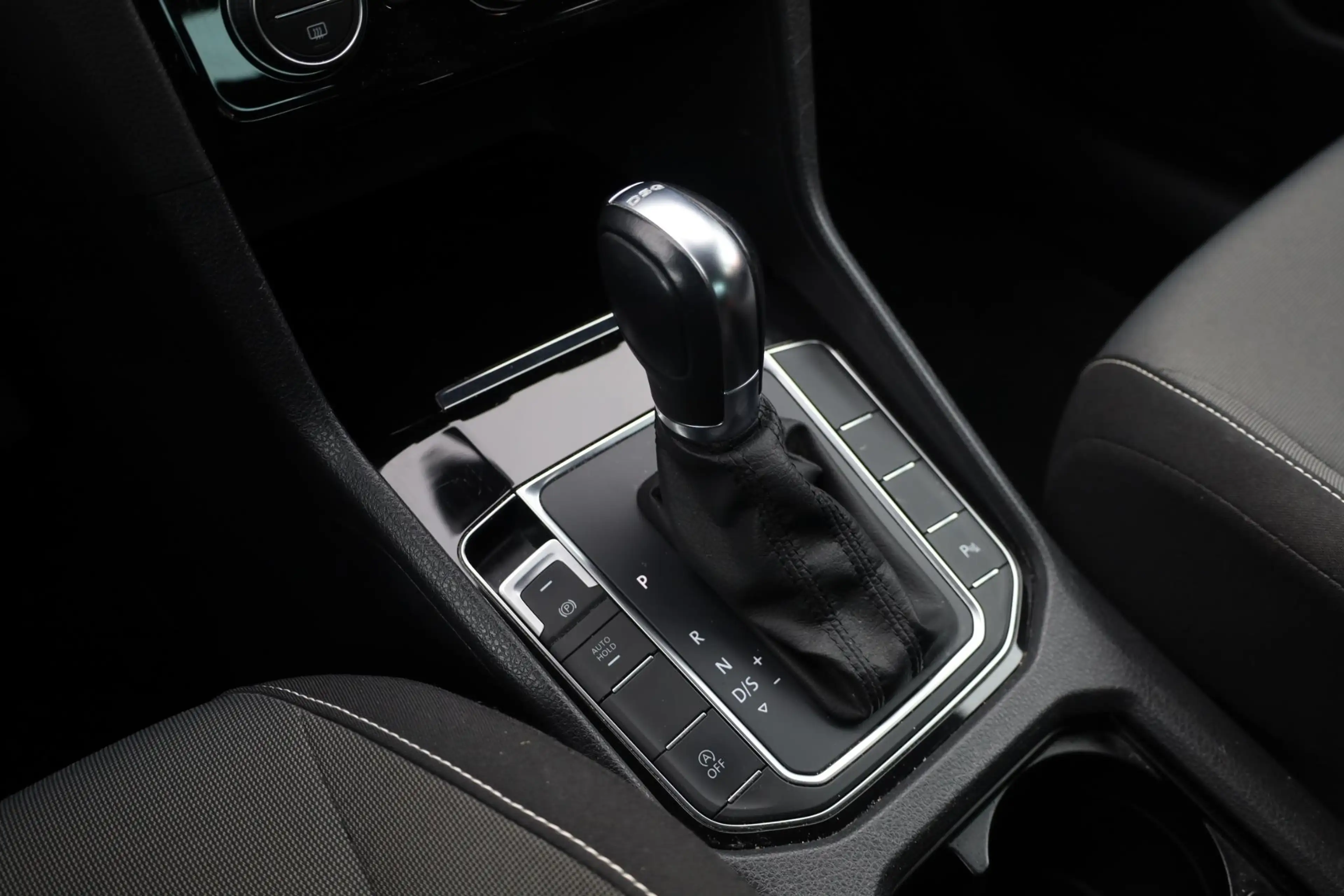 Volkswagen Golf Sportsvan 1.2 TSI Highline 110PK / 81kW DSG, Wegklapbare tre — photo 27