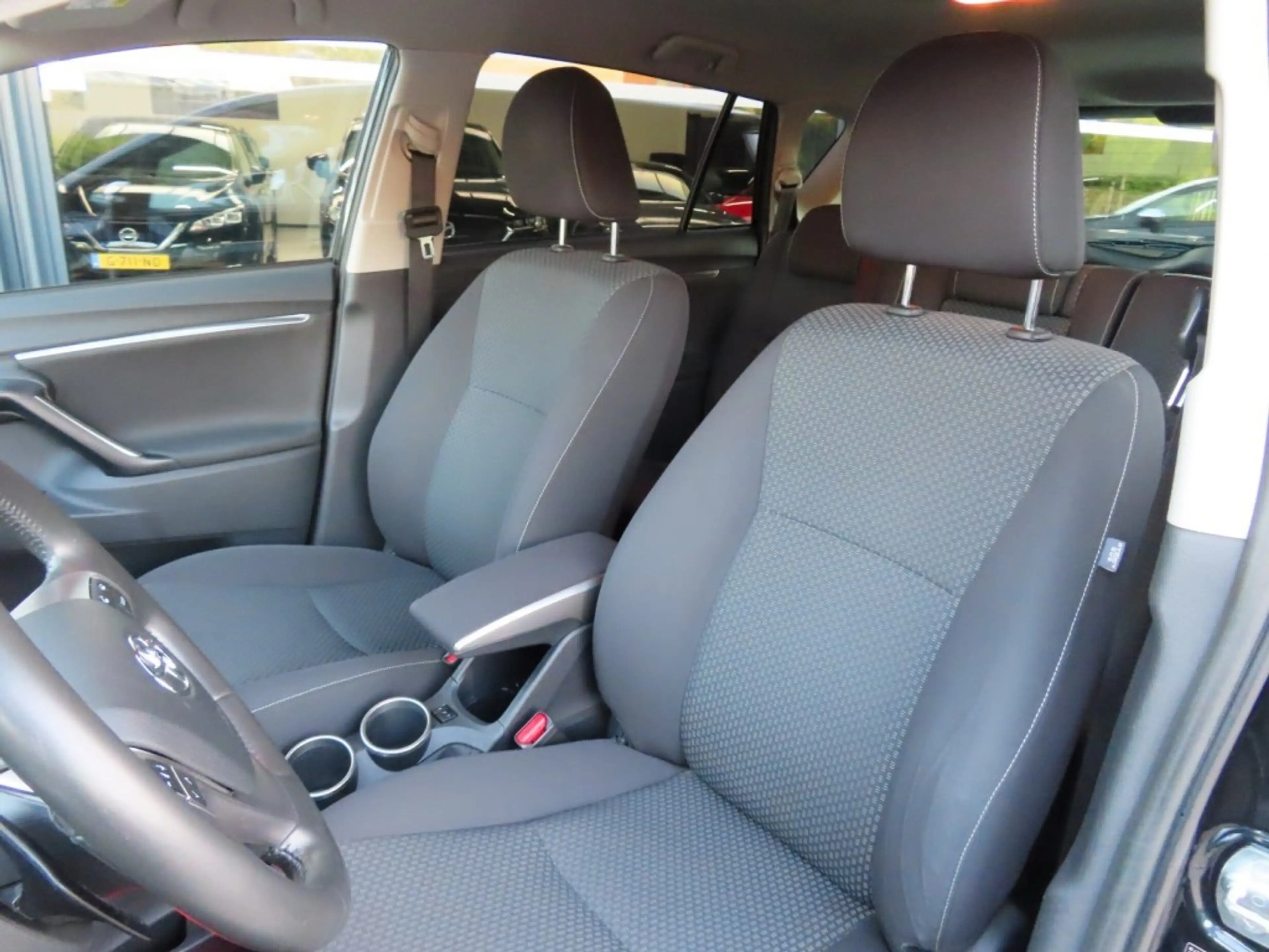 Toyota Verso 1.8 VVT-I Aspiration Aut. Ecc Cruise Camera Trekha — photo 12