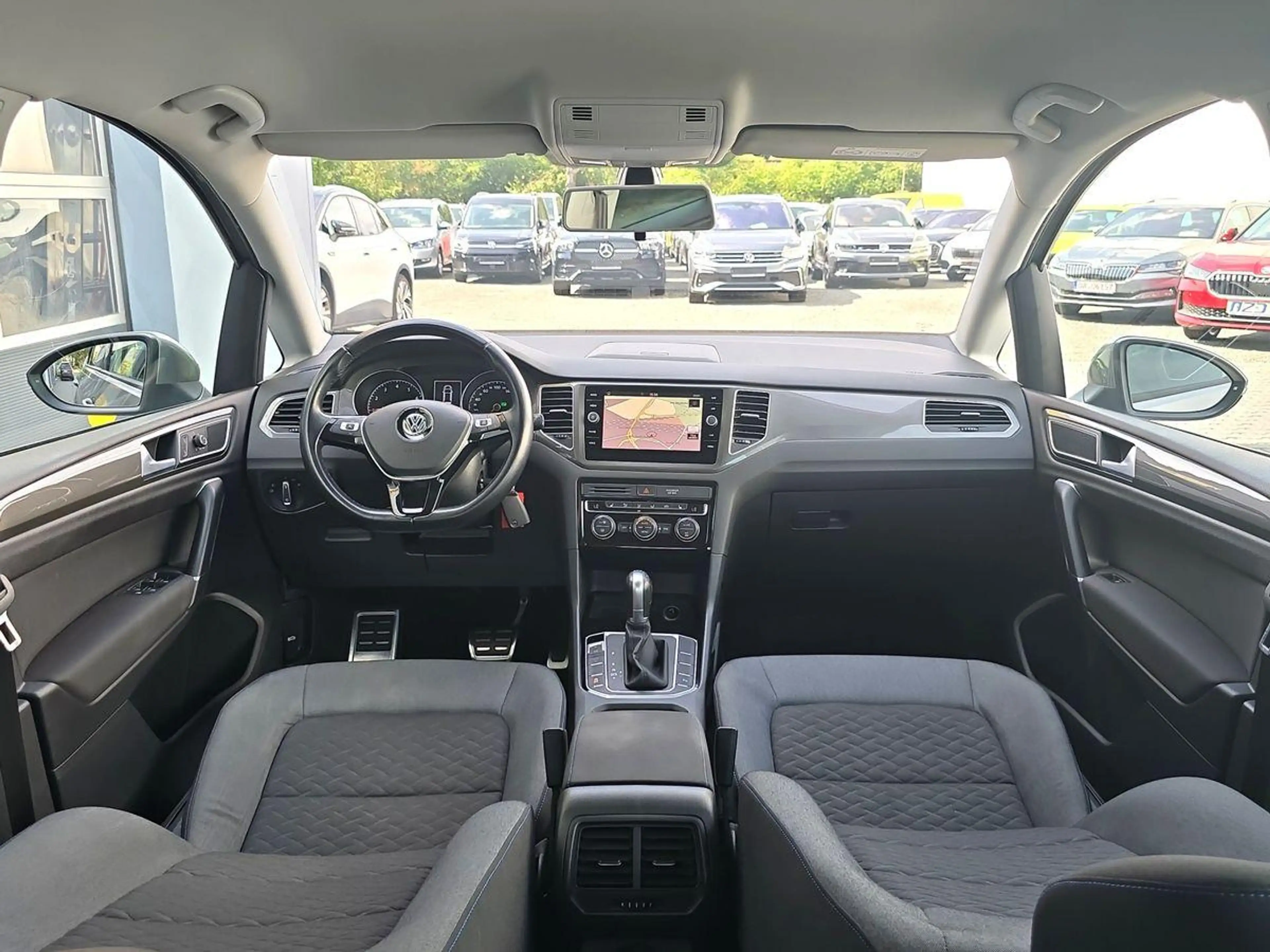 Volkswagen Golf Sportsvan Join TSI DSG NAVI LED PLUS Android — photo 13