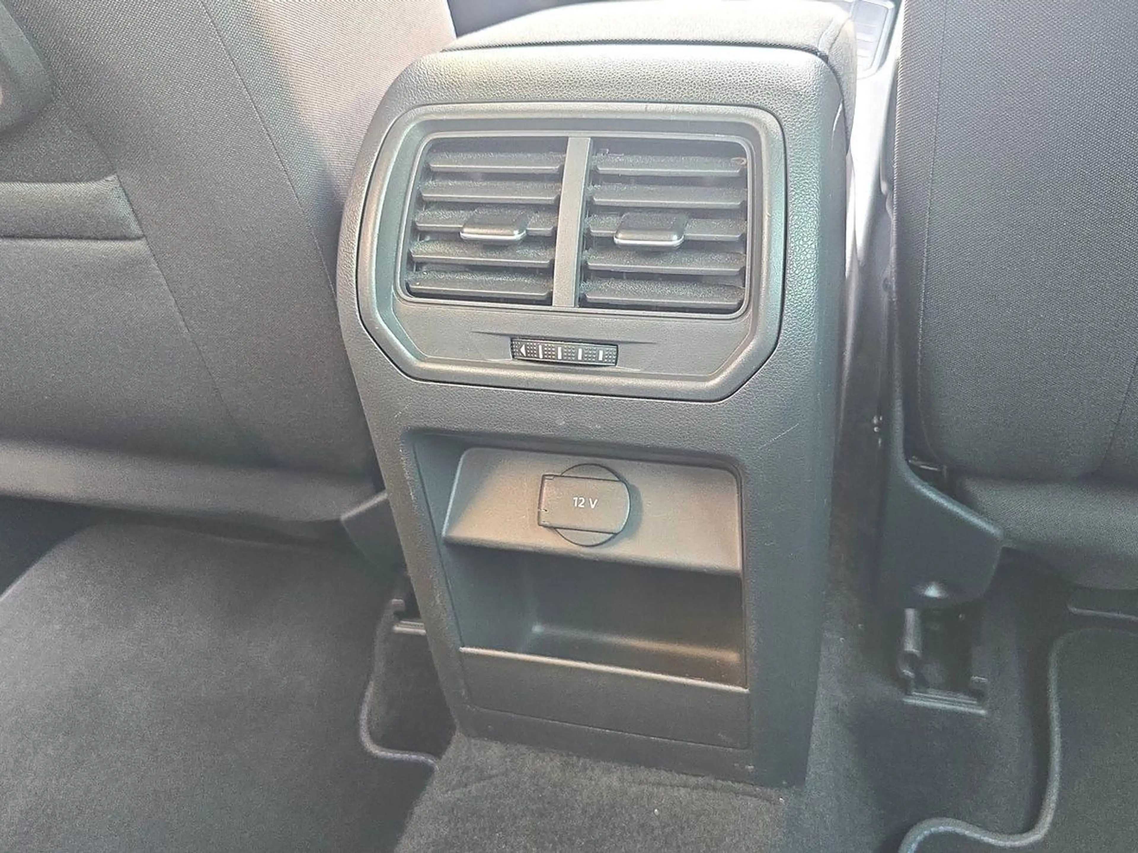 Volkswagen Golf Sportsvan Join TSI DSG NAVI LED PLUS Android — photo 12