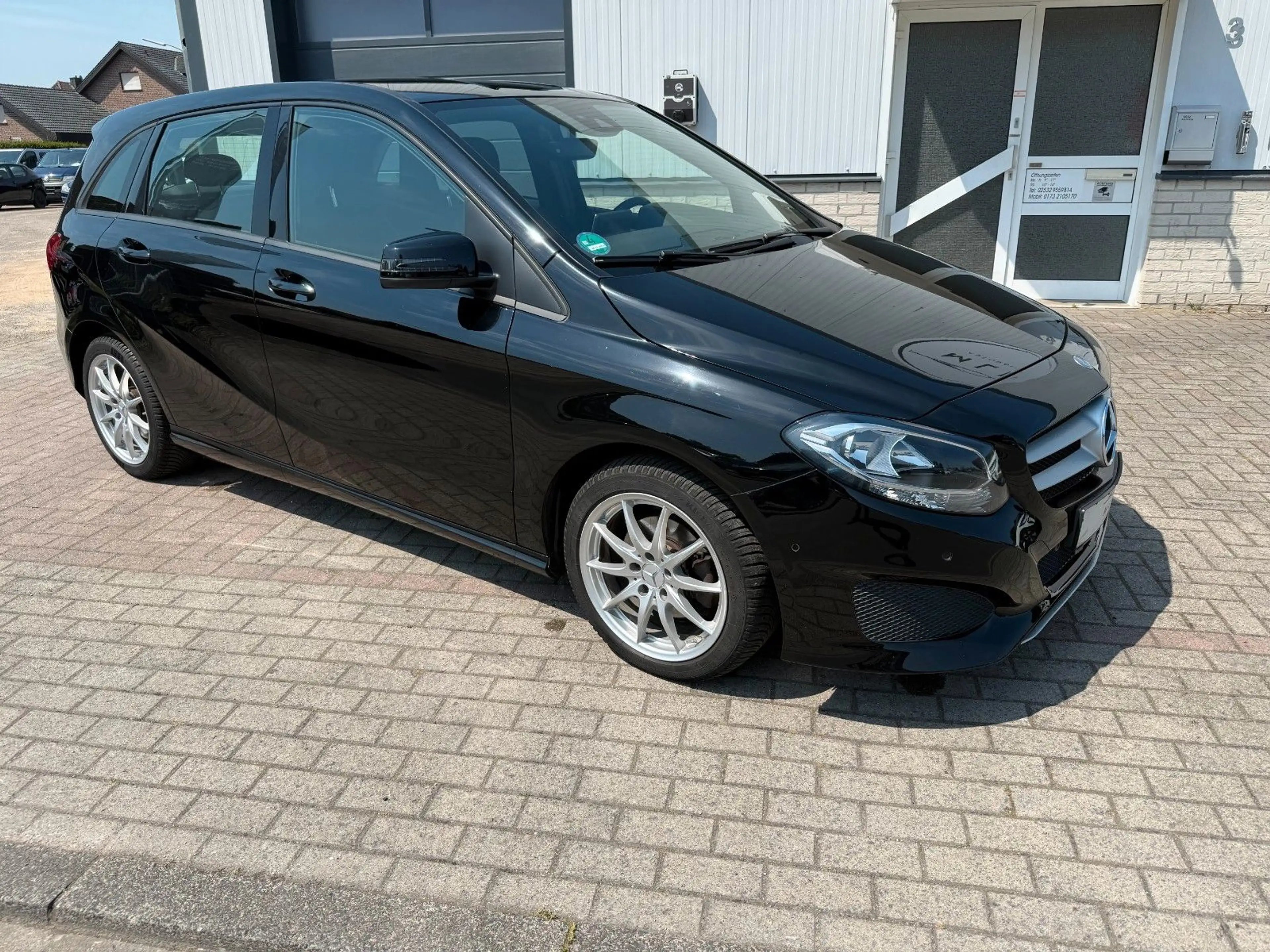 Mercedes-Benz B 220 CDI 4Matic Leder Navi Kamera — photo 4