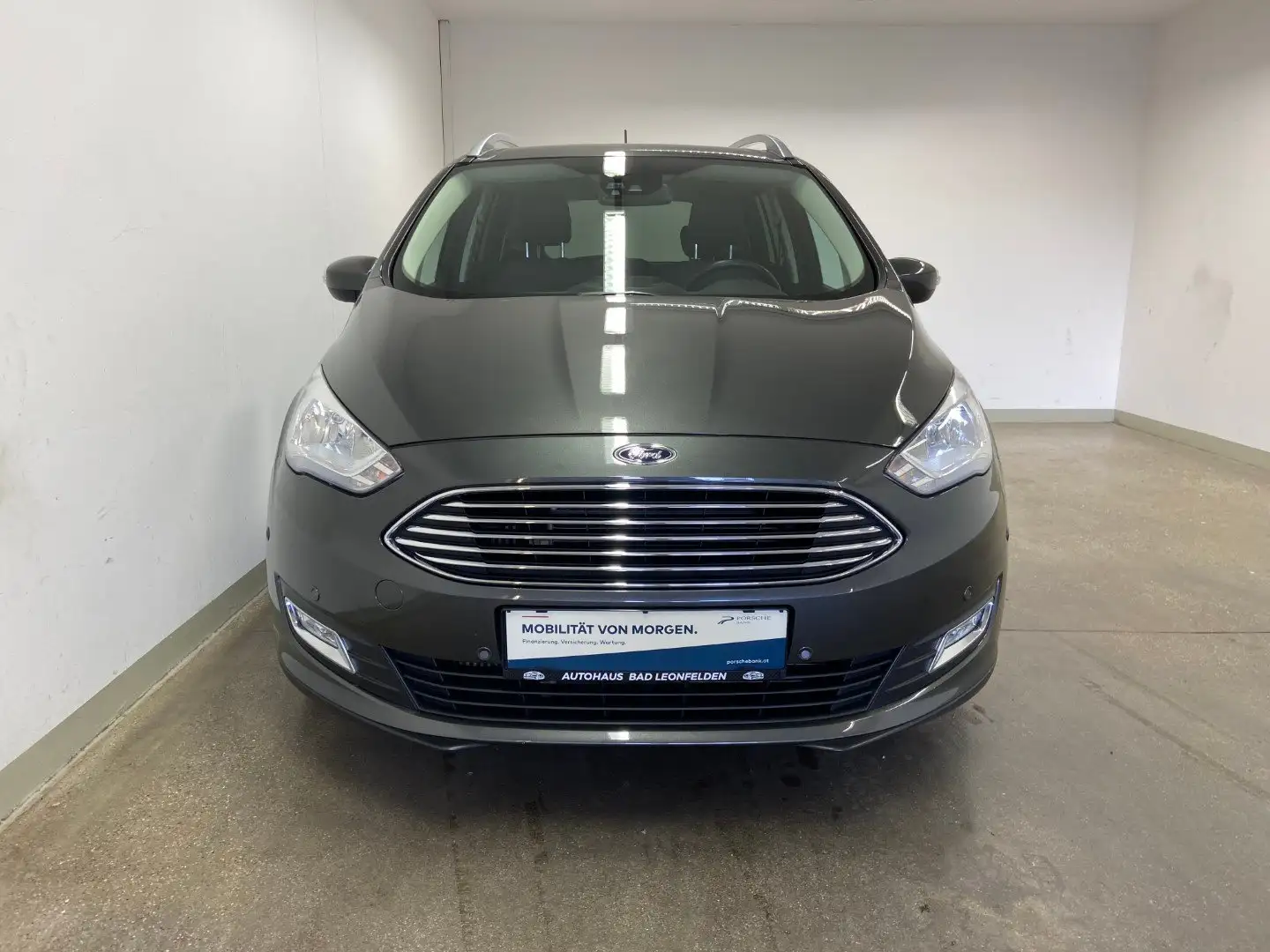Ford C-Max Ford Grand C-MAX Titanium 1,5 TDCi Powershift Grau - 2