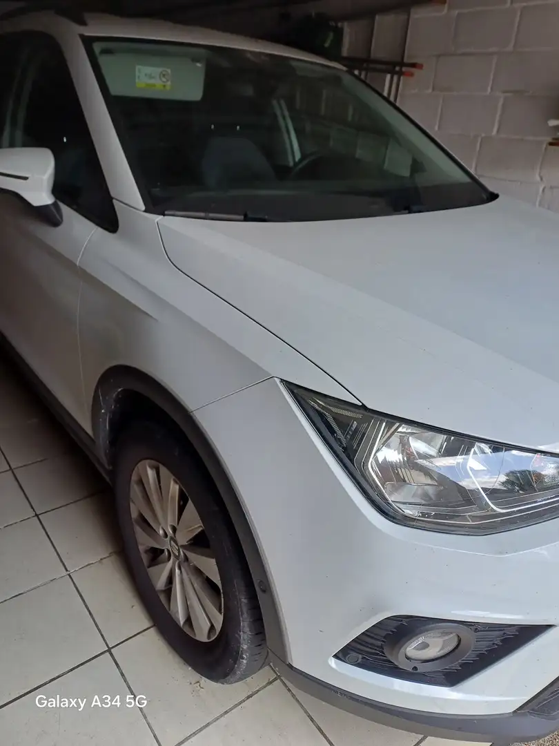 SEAT Arona Wit - 2