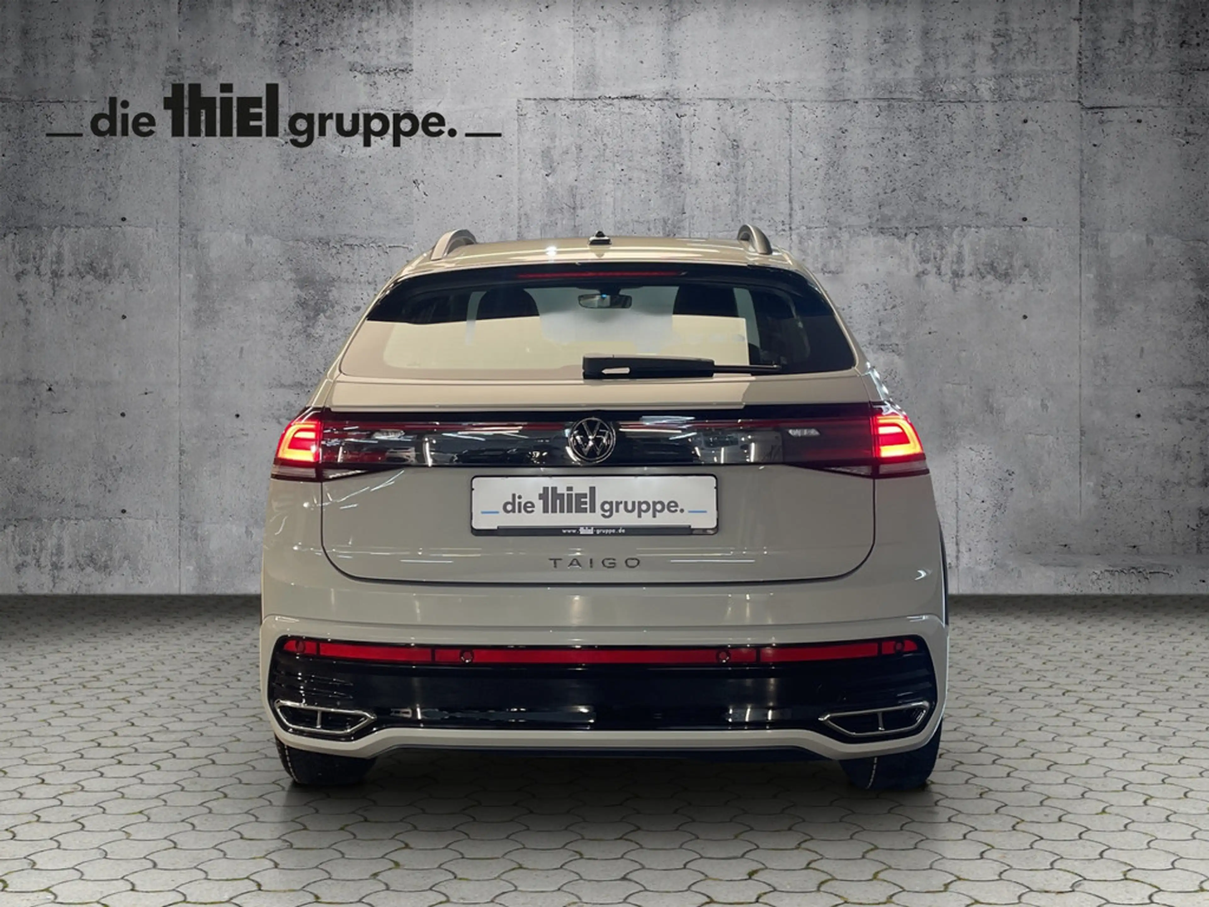 Volkswagen Taigo 1,0 l TSI DSG R-Line LED-Matrix+IQ.Drive+ACC+PDC — photo 6