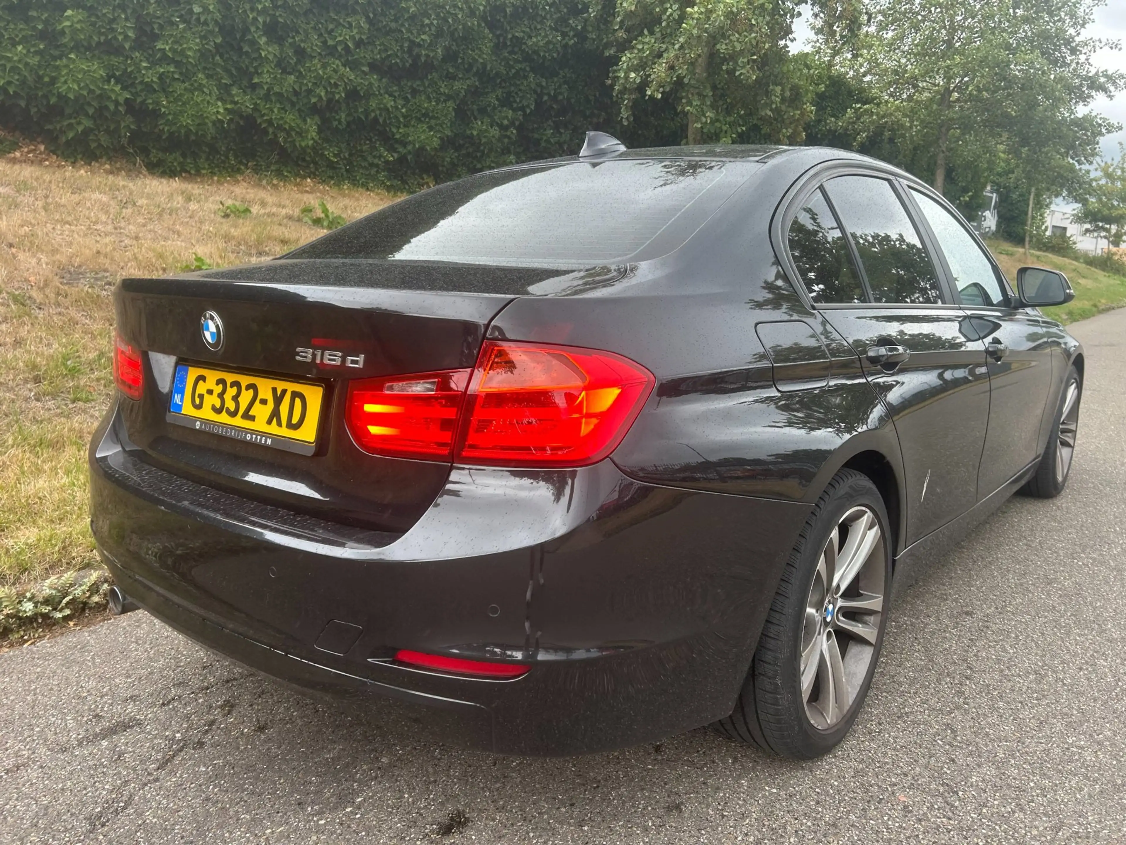 BMW 316 3-serie 316d High Executive - PANO - Navi - Clima — photo 3