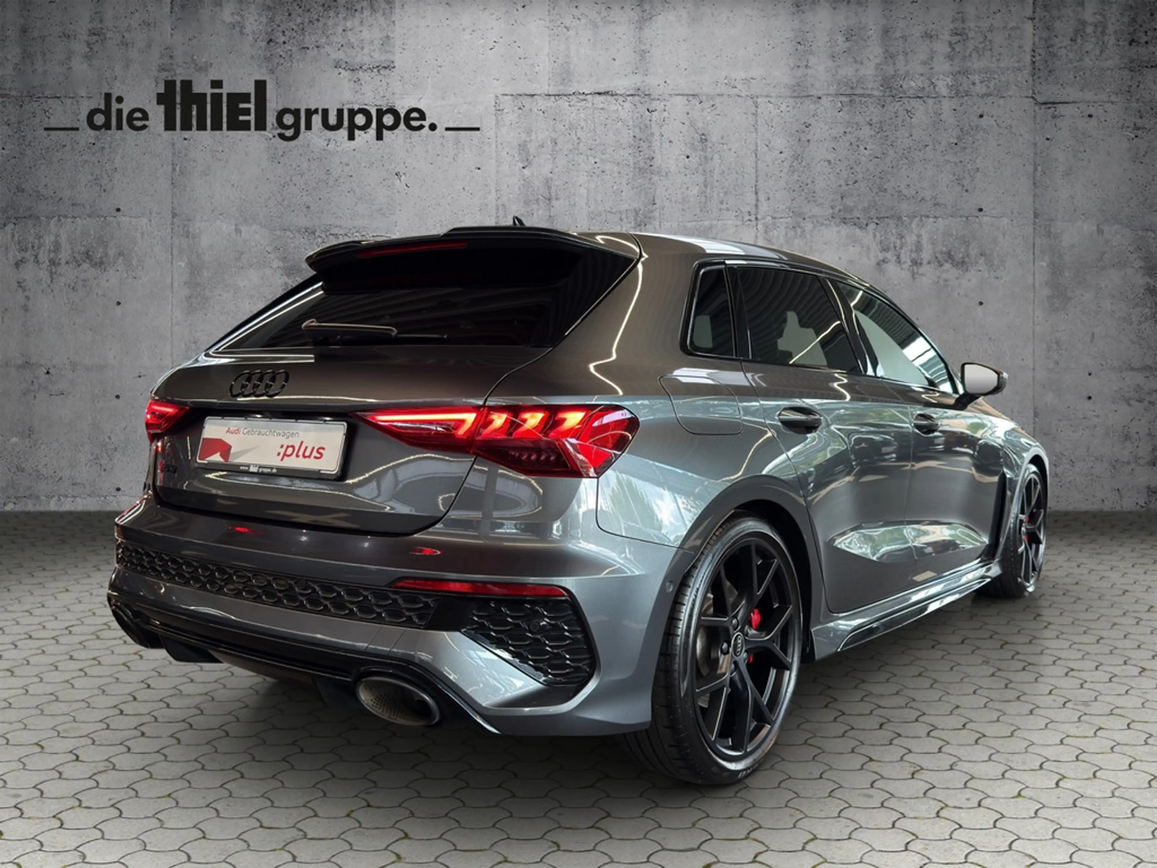 Audi RS3 2.5 TFSI quattro Matrix+Pano+B&O+HuD — photo 6