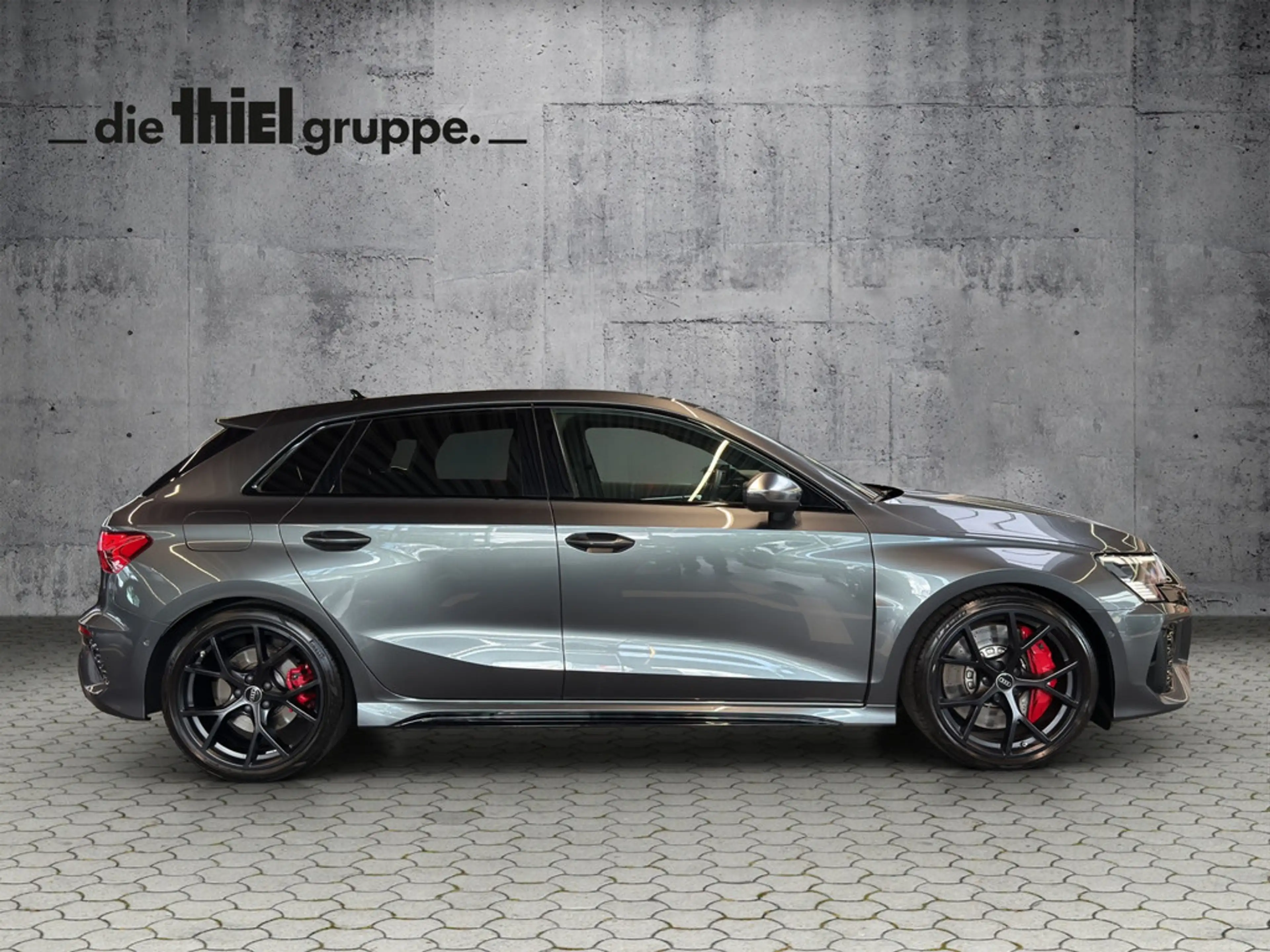 Audi RS3 2.5 TFSI quattro Matrix+Pano+B&O+HuD — photo 7