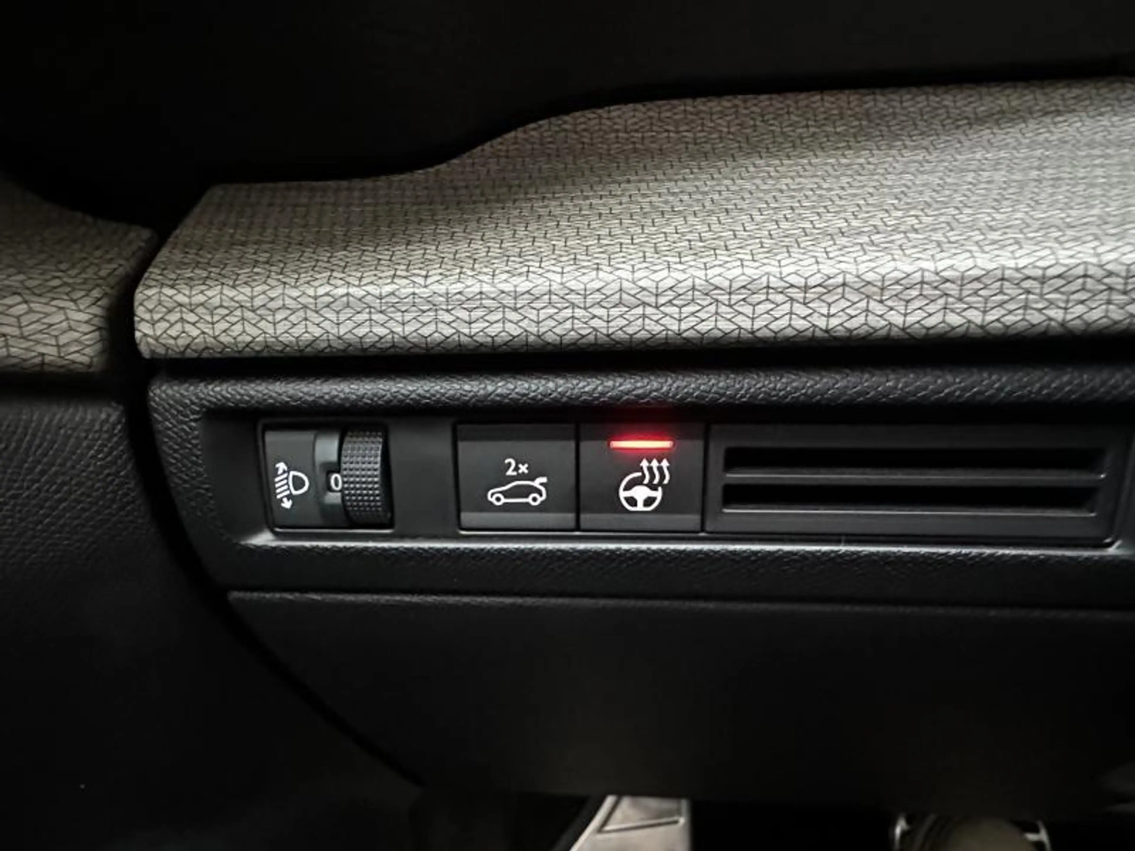 Citroen C5 X SHINE PACK — photo 12