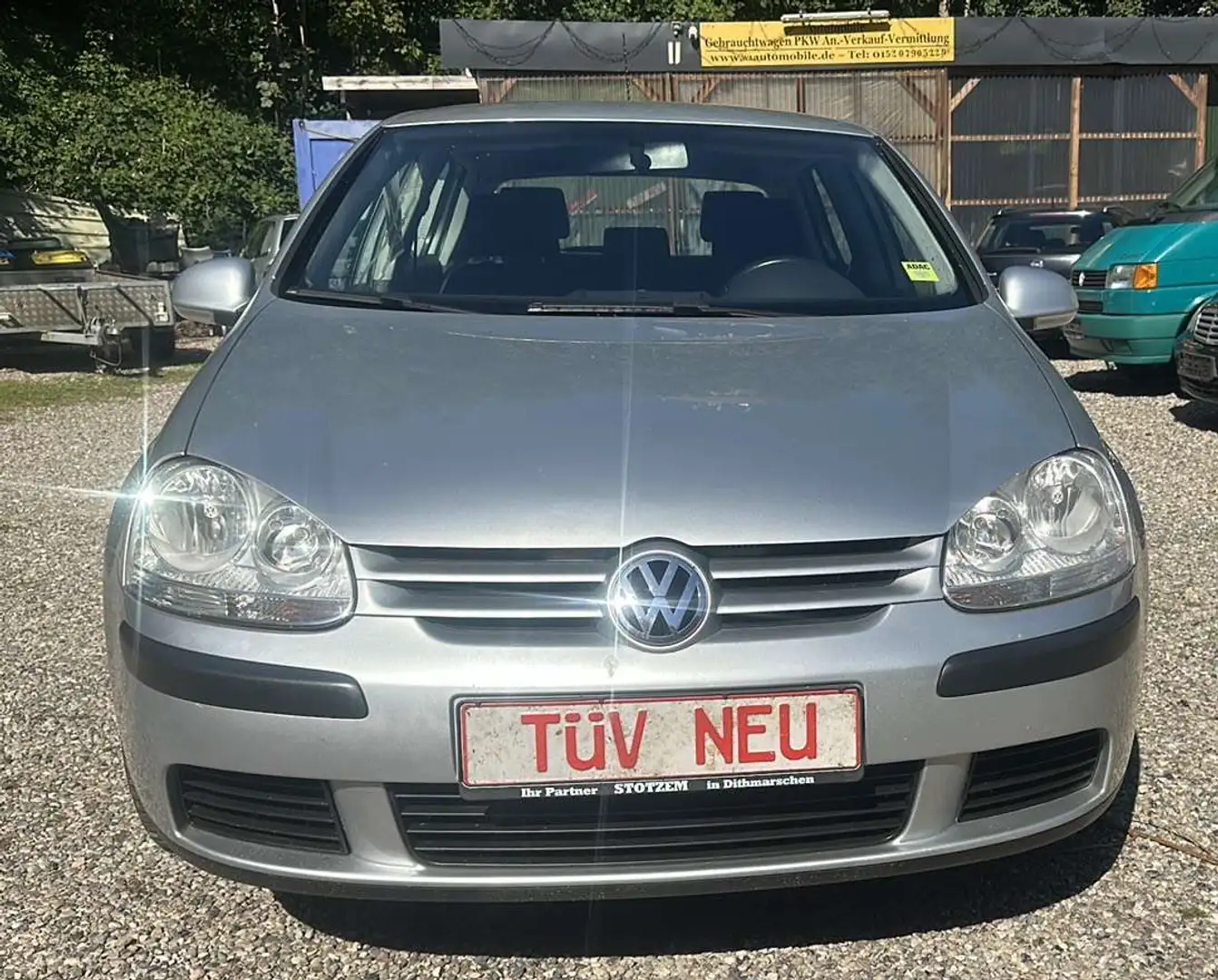 Volkswagen Golf Trendline *** TÜV NEU *** Silber - 1