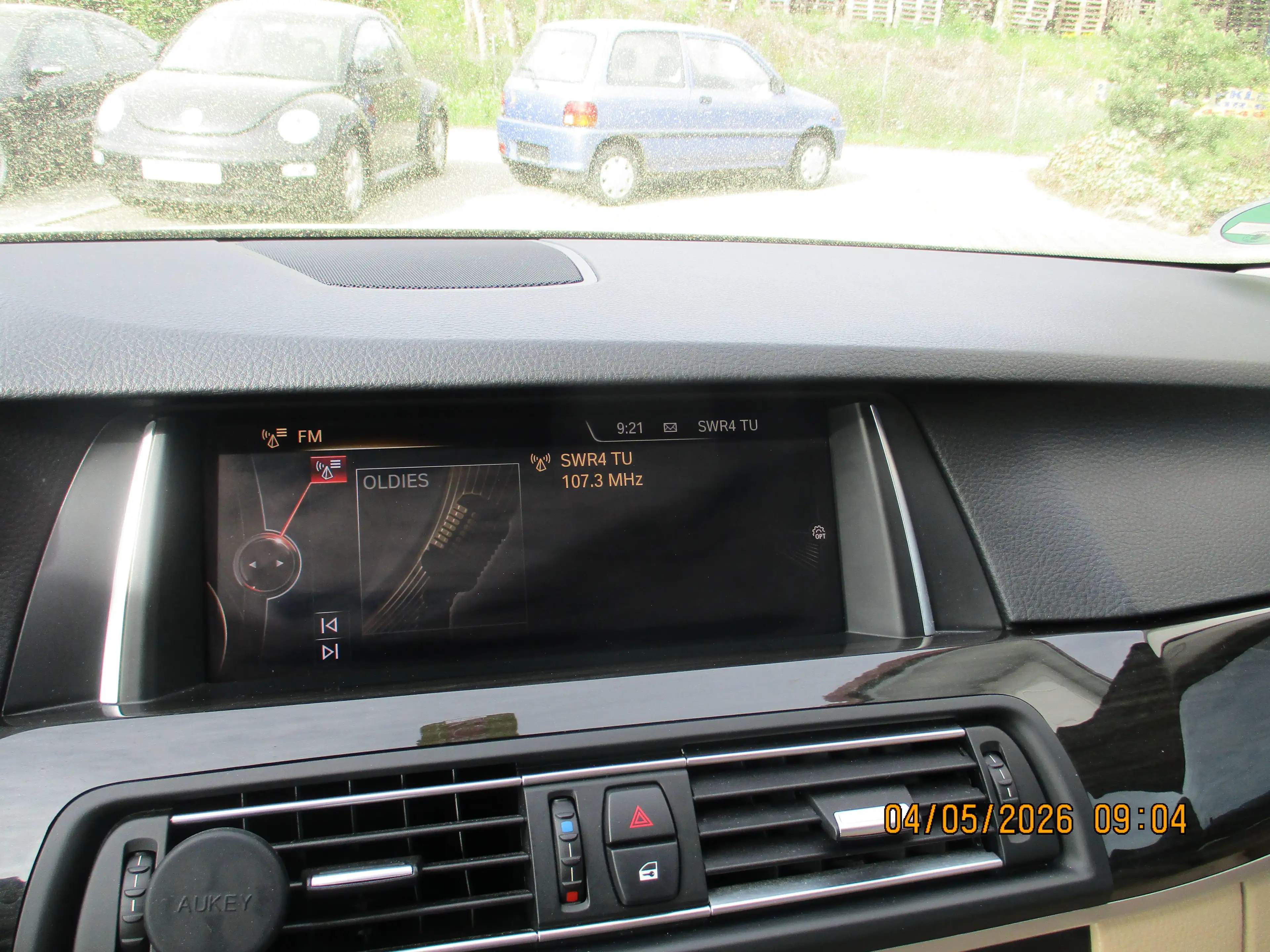 BMW 525 525 d Luxury — photo 11