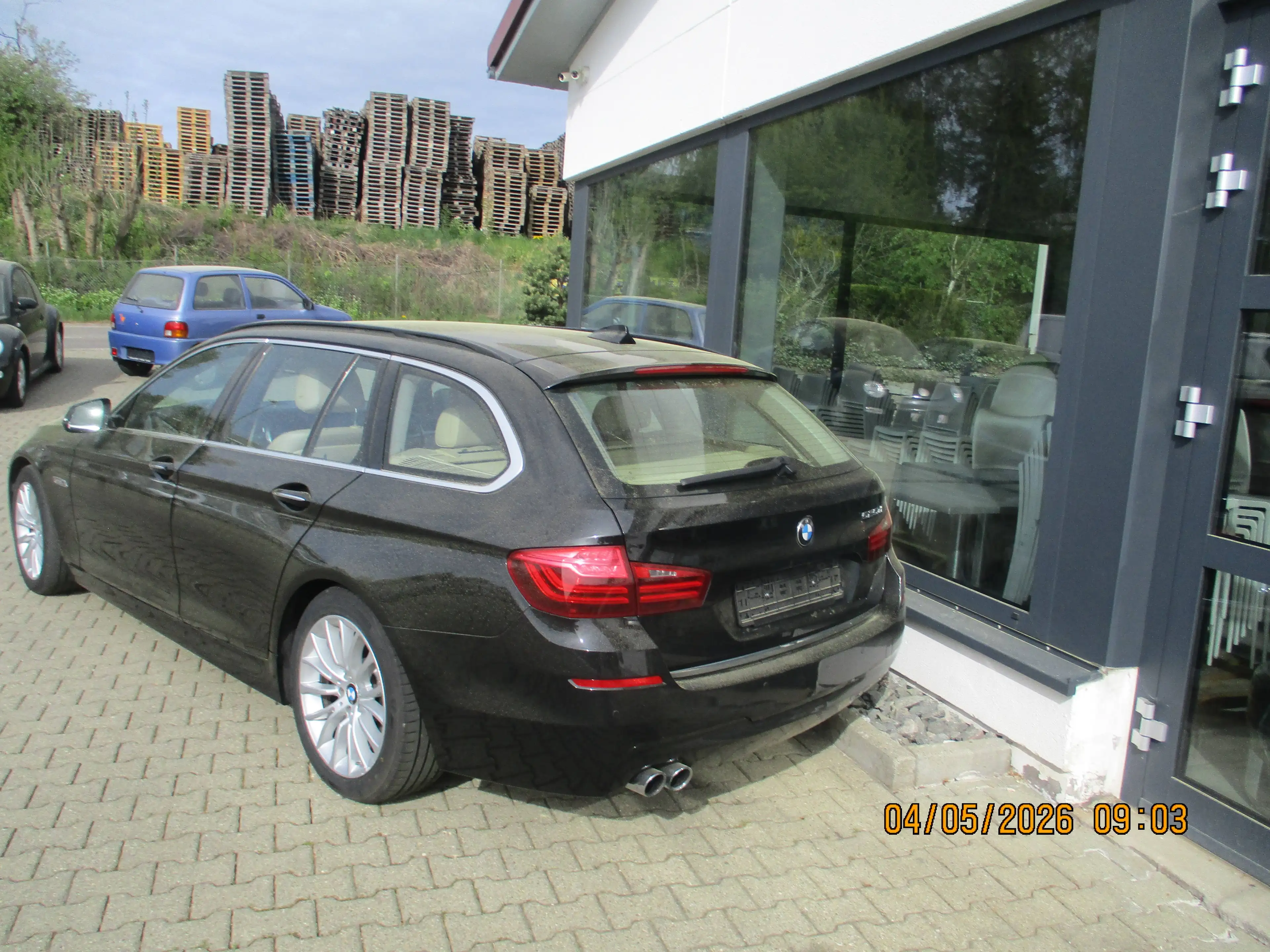 BMW 525 525 d Luxury — photo 4