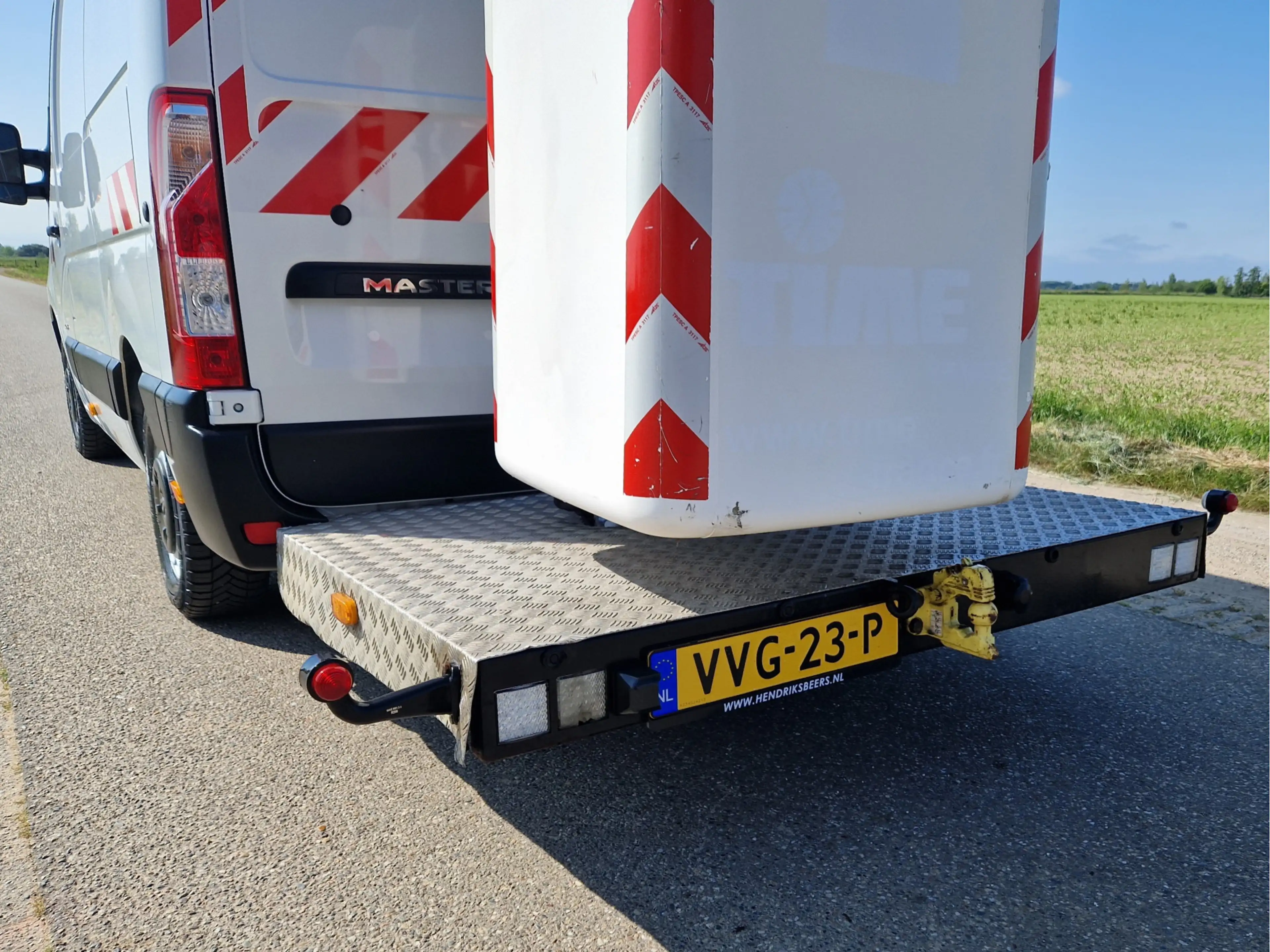 Renault Master T35 2.3 dCi L1H2 - 126 Pk - ET 26 NE Versalift Hoo — photo 27