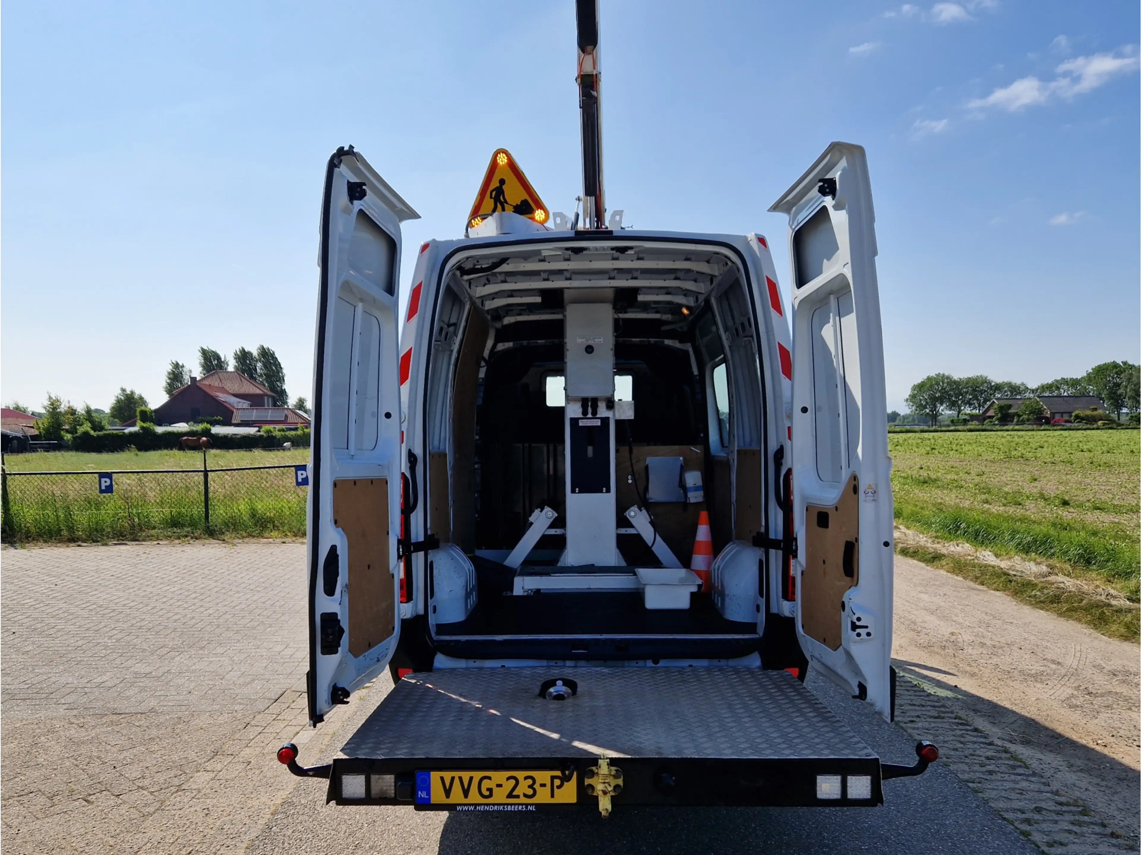 Renault Master T35 2.3 dCi L1H2 - 126 Pk - ET 26 NE Versalift Hoo — photo 38