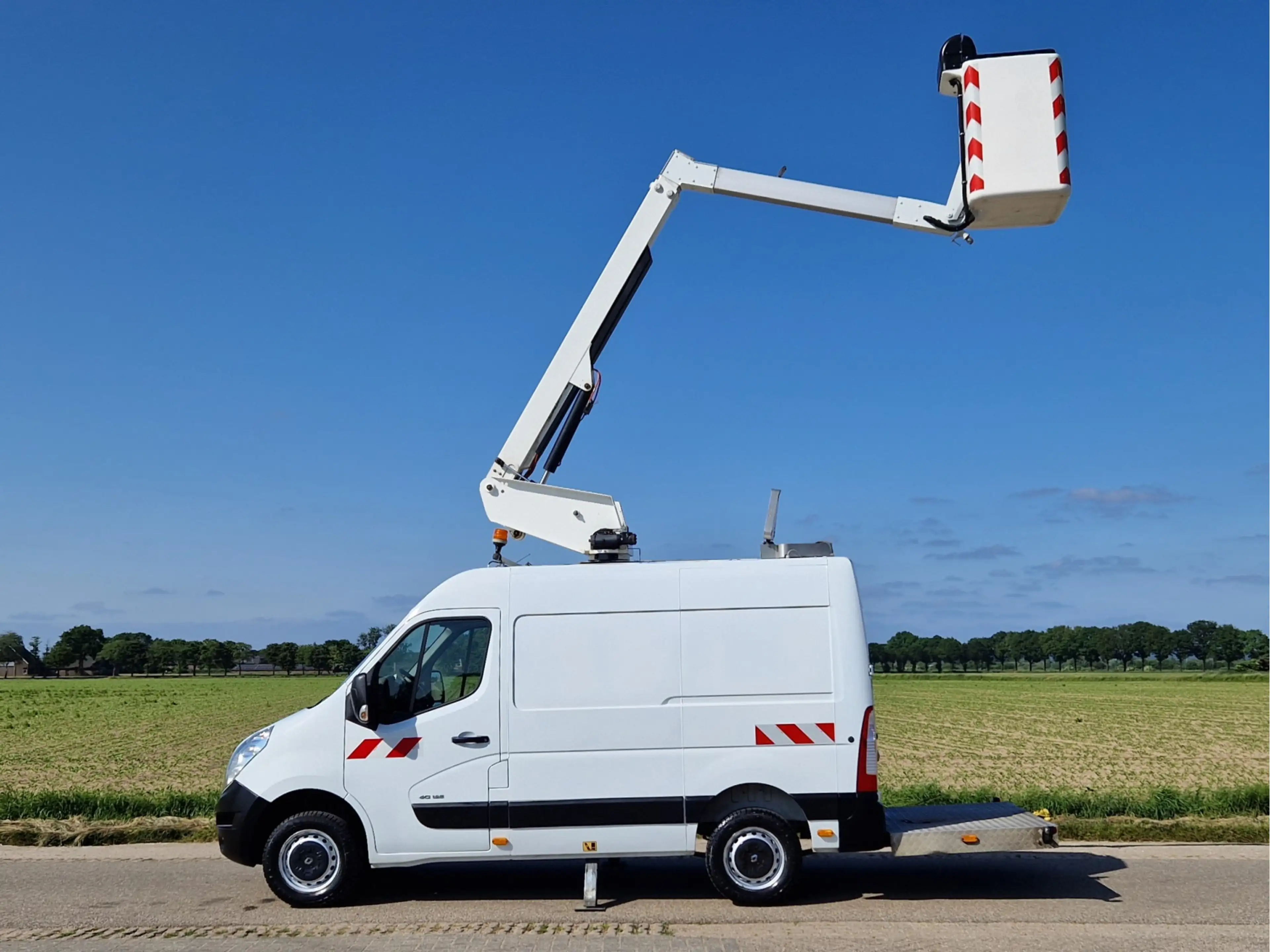 Renault Master T35 2.3 dCi L1H2 - 126 Pk - ET 26 NE Versalift Hoo — photo 16