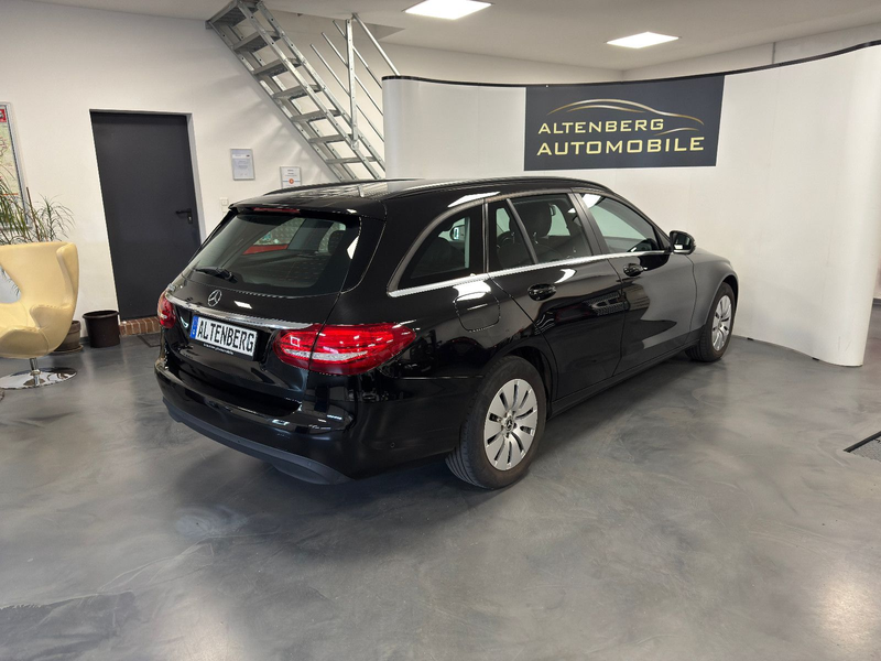 Mercedes-Benz C 220 d T PDC LED AHK Dist. Navi Klima — photo 4