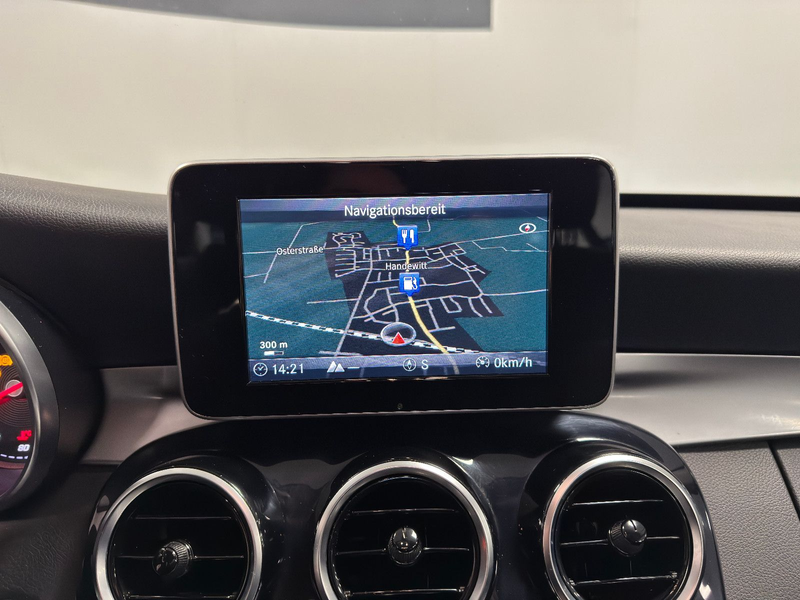 Mercedes-Benz C 220 d T PDC LED AHK Dist. Navi Klima — photo 15