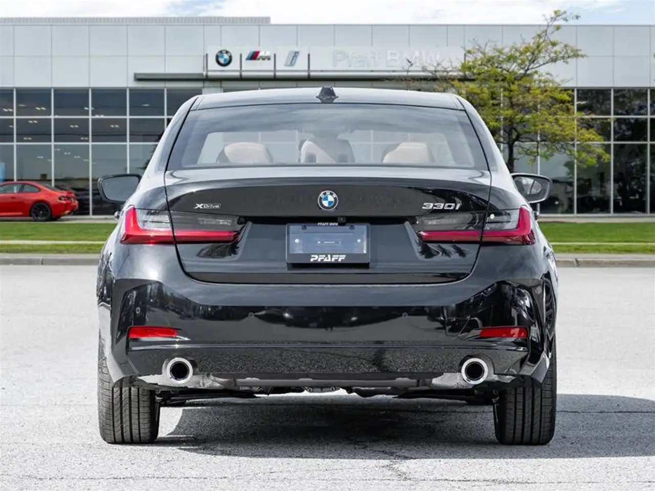 BMW 3 Series снимка BMW 3 Series