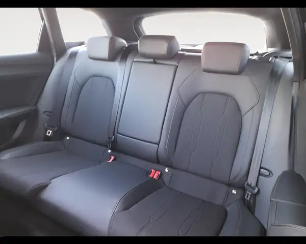 Cupra Leon view 13