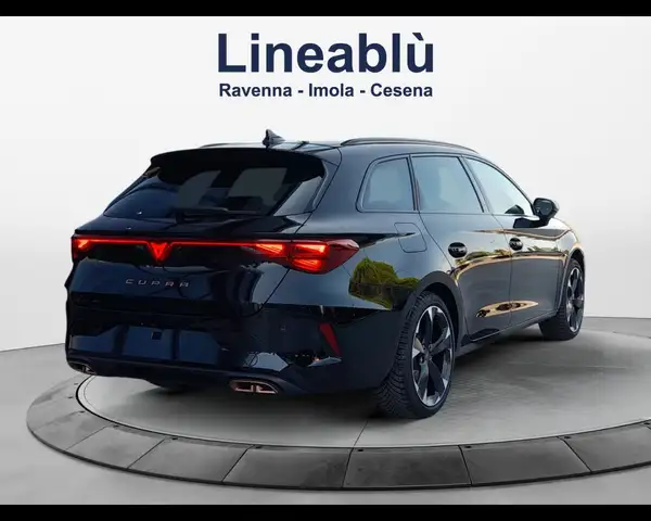 Cupra Leon view 5