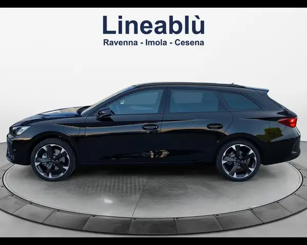 Cupra Leon view 2