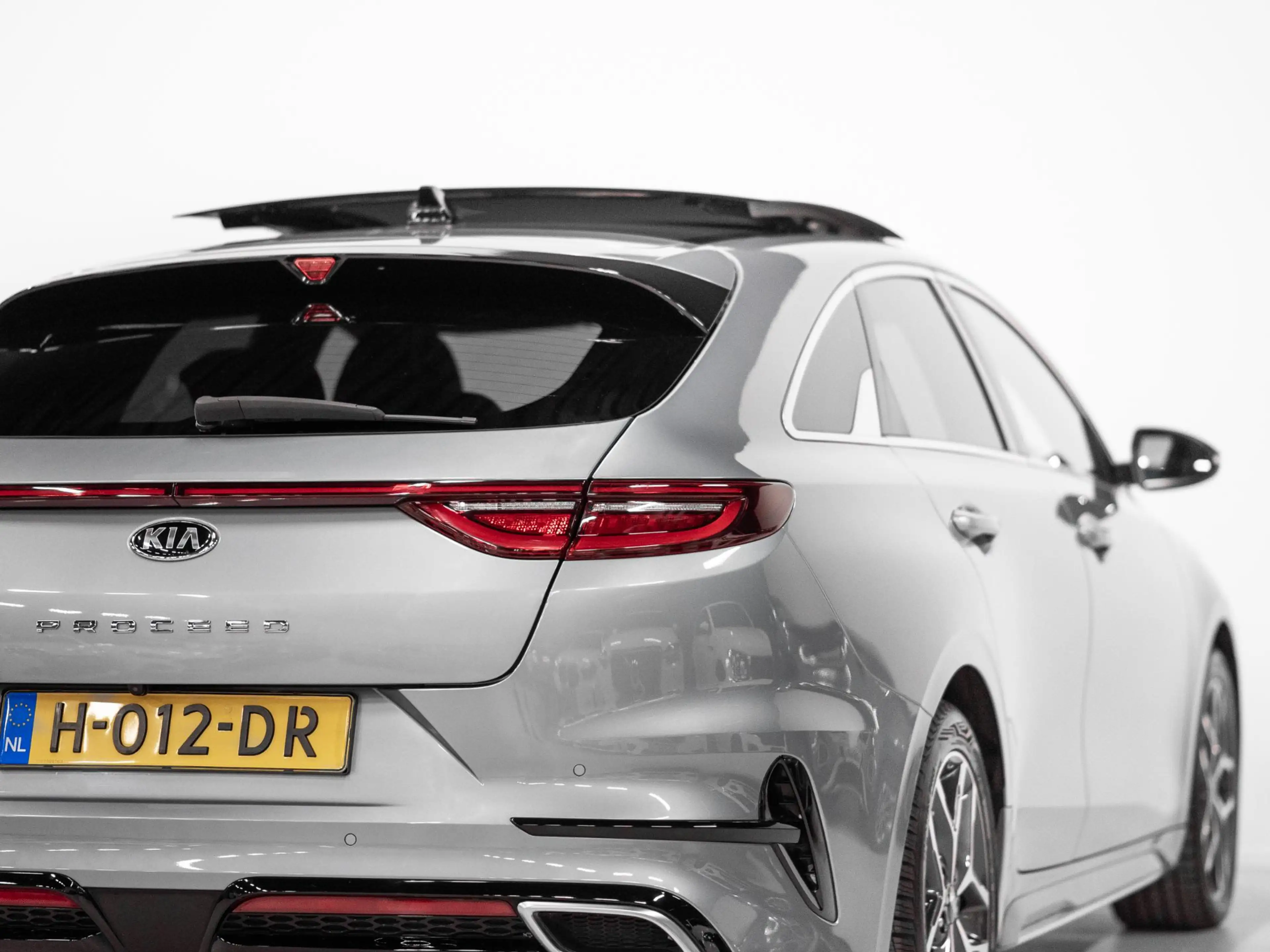 Kia ProCeed / pro_cee'd 1.4 T-GDI GT-Line Pano Keyless Stoelv — photo 10