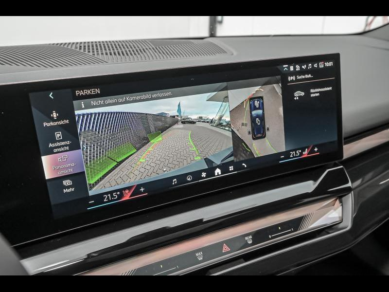 BMW 550 xDrive Touring — photo 13