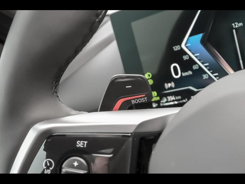 BMW 550 xDrive Touring — photo 15
