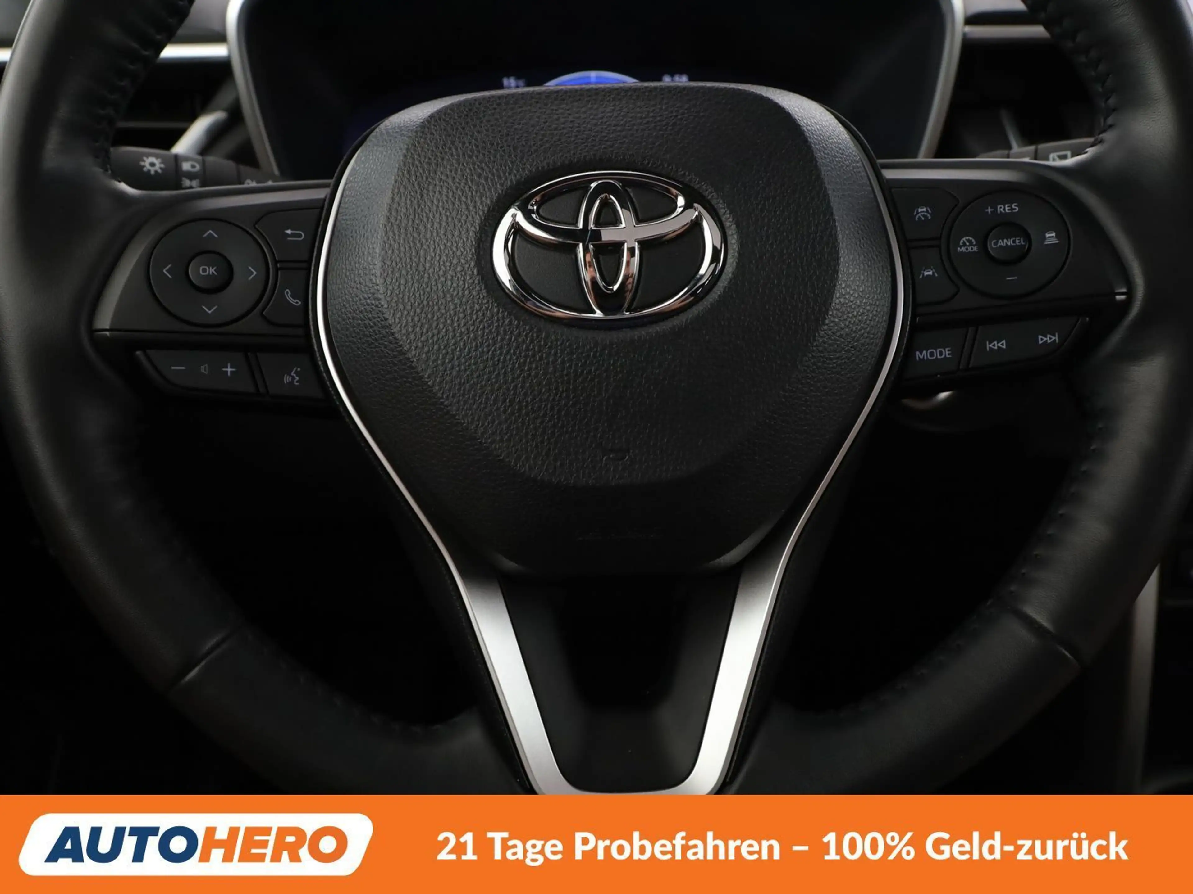Toyota Corolla Cross 2.0 Hybrid AWD Design — photo 19