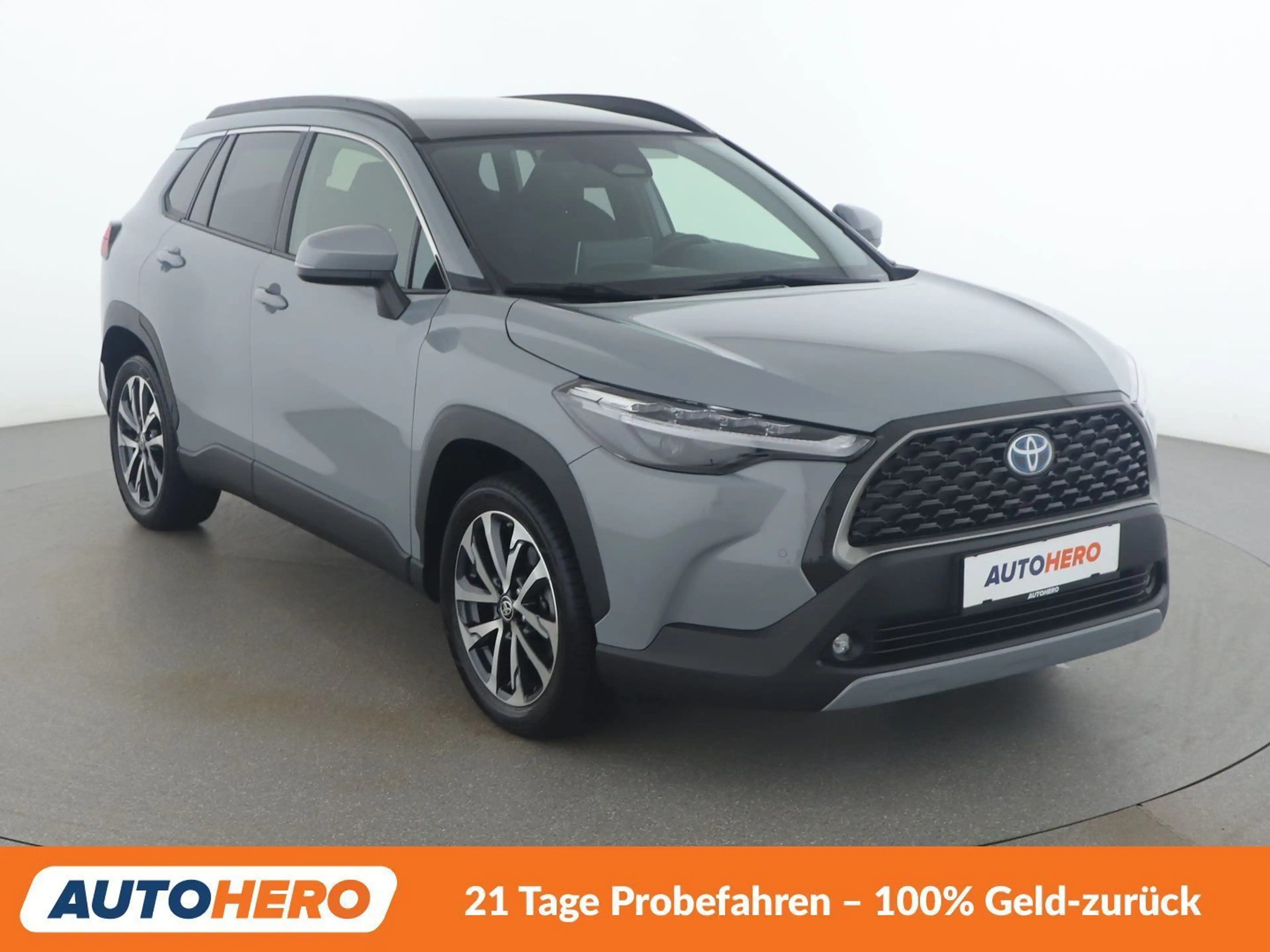 Toyota Corolla Cross 2.0 Hybrid AWD Design — photo 8