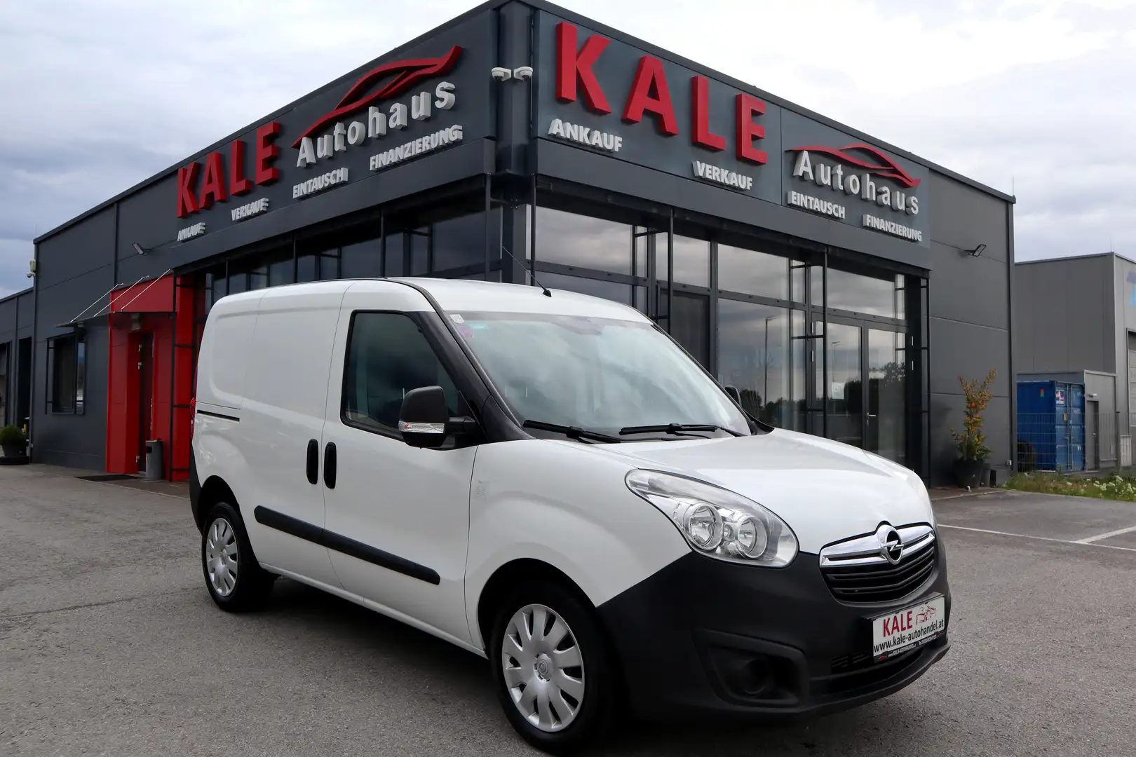 Opel Combo L1H1 1,3 CDTI*1.Besitz*Net. 8.250 €* Klima* Weiß - 1