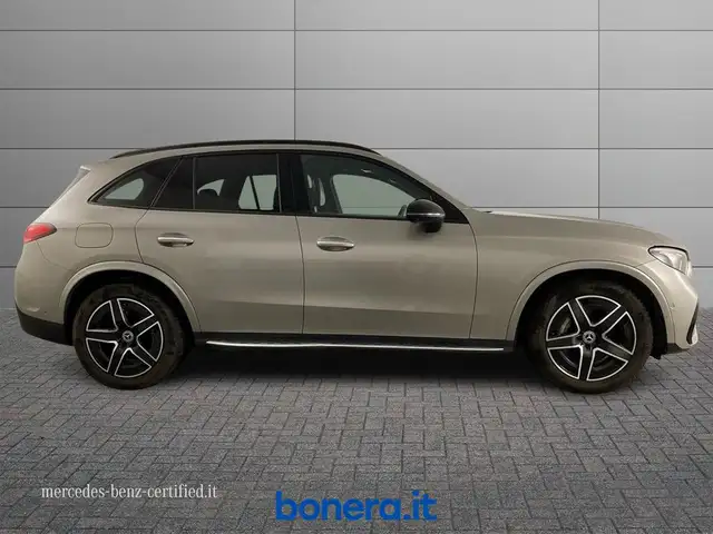 Mercedes-Benz GLC view 6