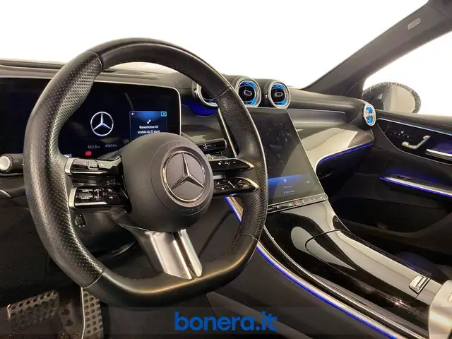 Mercedes-Benz GLC view 12