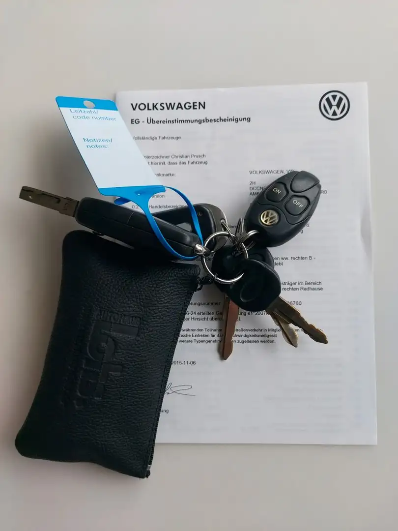 Volkswagen Amarok Basis DoubleCab 4x4 Klima Standheiz. AHK Silber - 2
