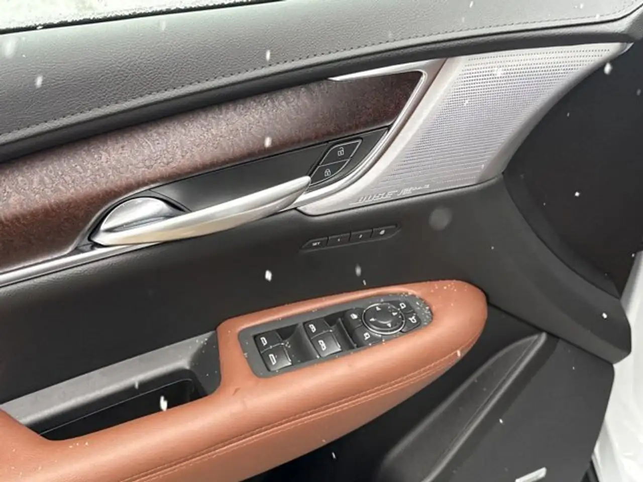 Cadillac XT5 снимка Cadillac XT5