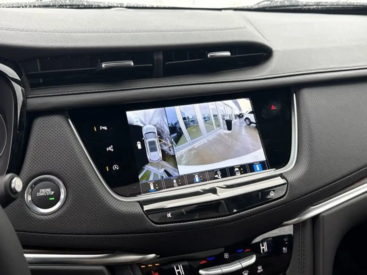 Cadillac XT5 снимка Cadillac XT5