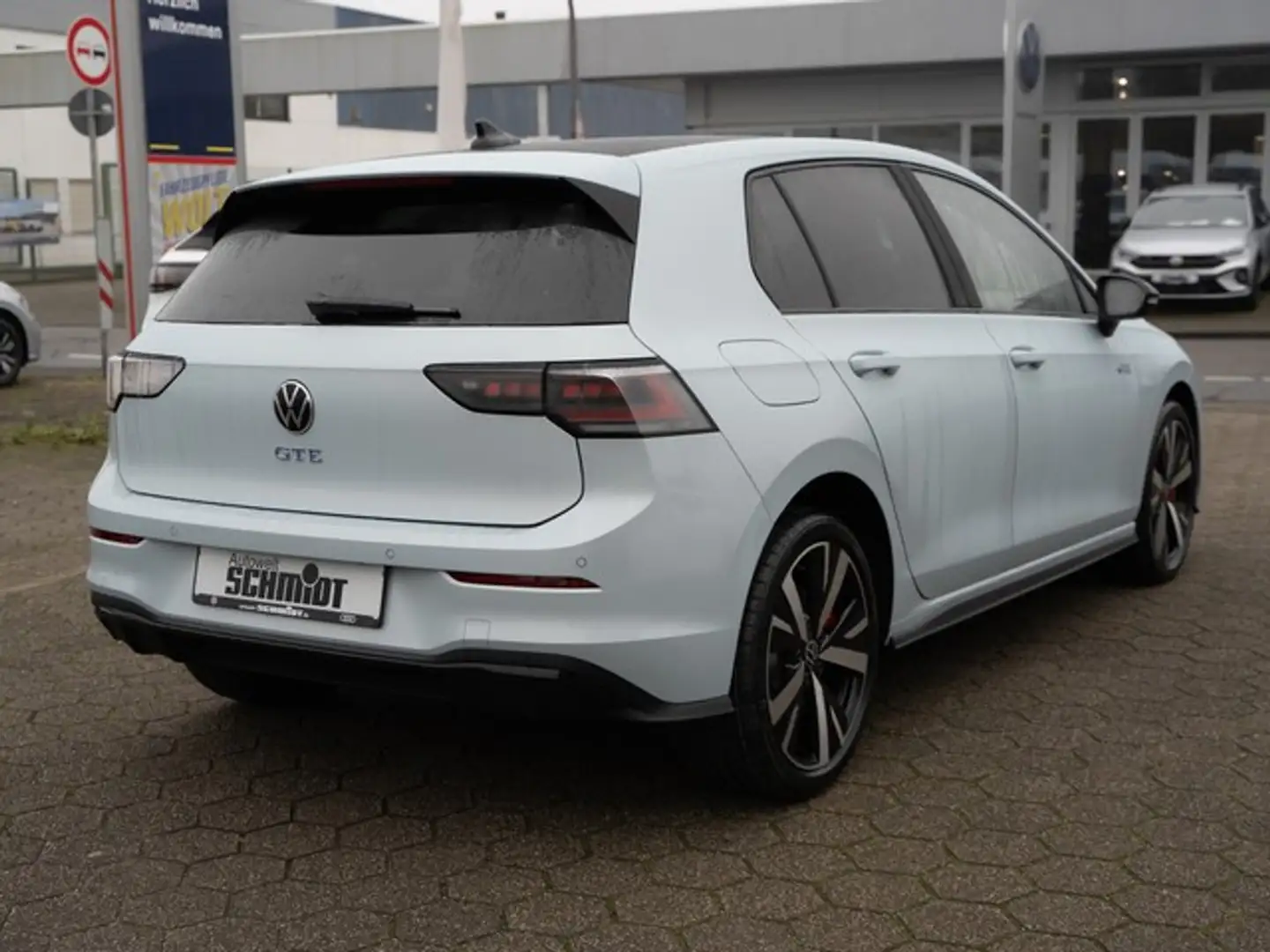 Volkswagen Golf GTE 1,5l eHybrid 6-Gang-DSG BLACK-STYLE-LM18-AHK-SI... Blau - 2
