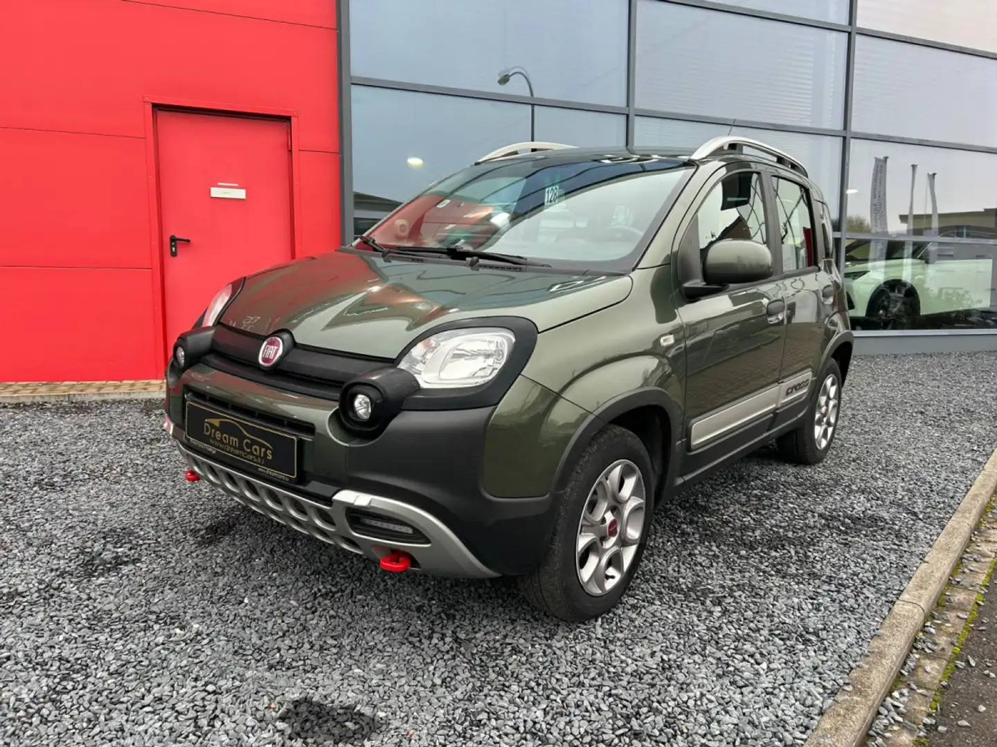 Fiat New Panda CROSS Grün - 1