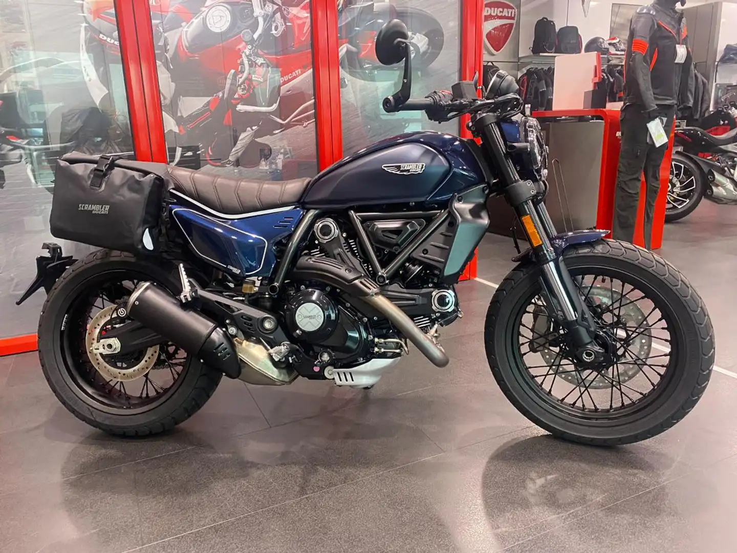 Ducati Scrambler 800 NIGHTSHIFT 2023 NEBULA BLUE Blu/Azzurro - 2