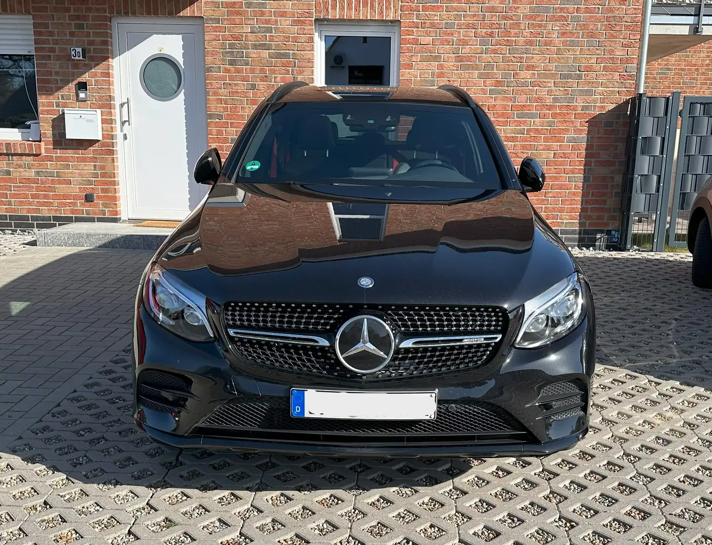 Mercedes-Benz GLC 43 AMG AMG GLC 43 4Matic 9G-TRONIC Černá - 2