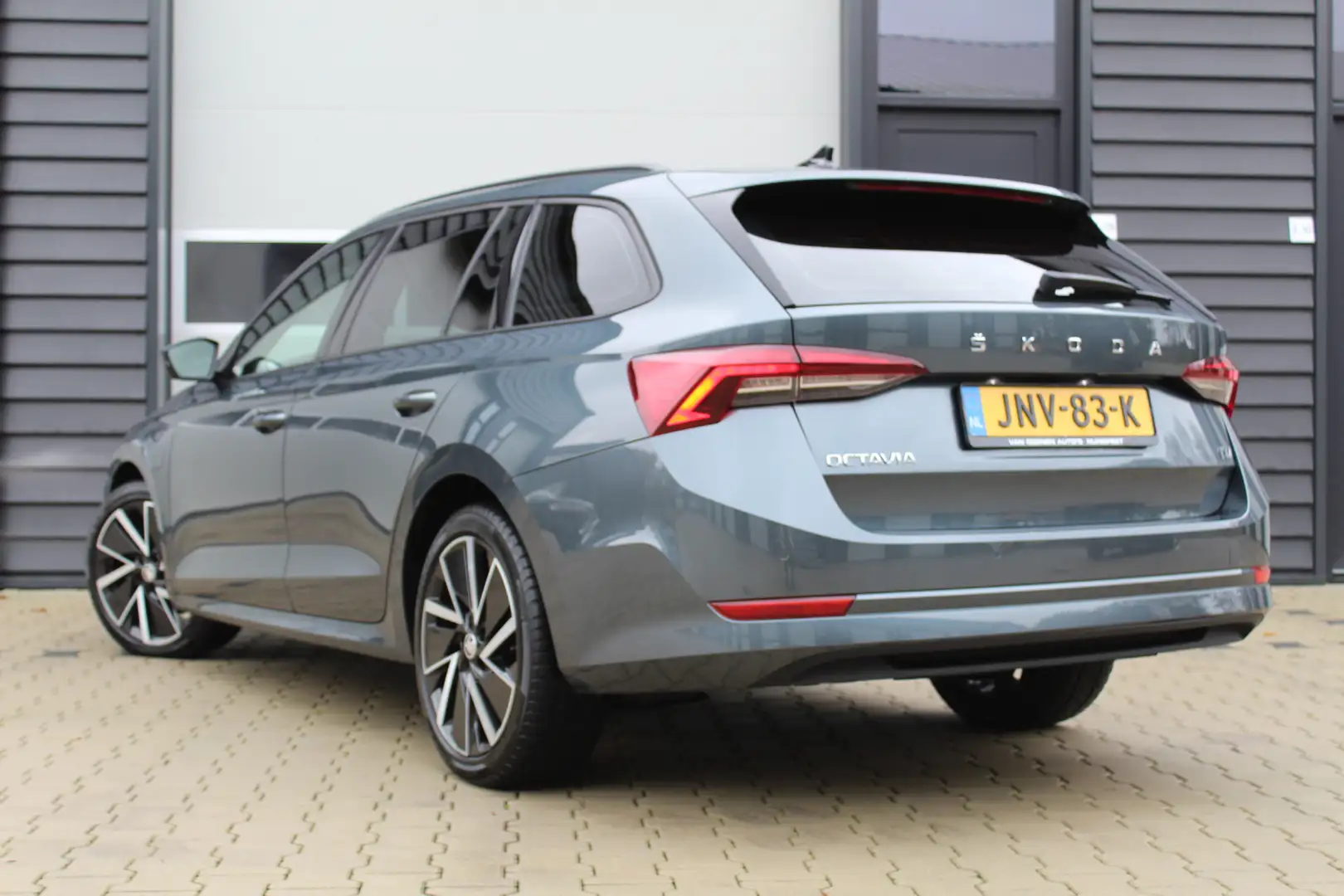 Skoda Octavia Combi 1.4 TSI 204Pk iV PHEV Business Edition | 1 e Gris - 2