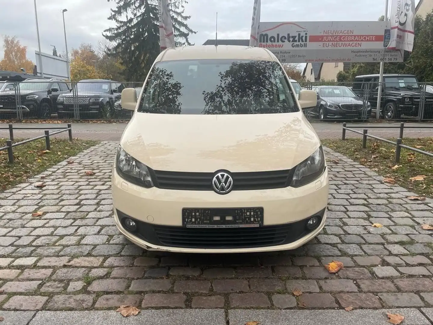 Volkswagen Caddy 2.0 TDI Maxi Kombi*Taxi*7.Sitze*DSG* Sárga - 2