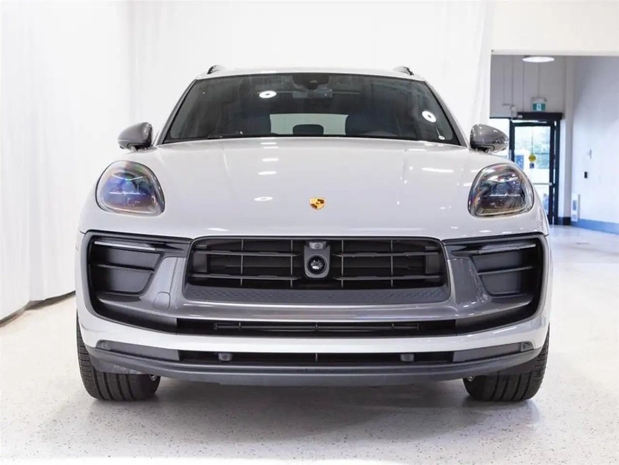 Porsche Macan снимка Porsche Macan