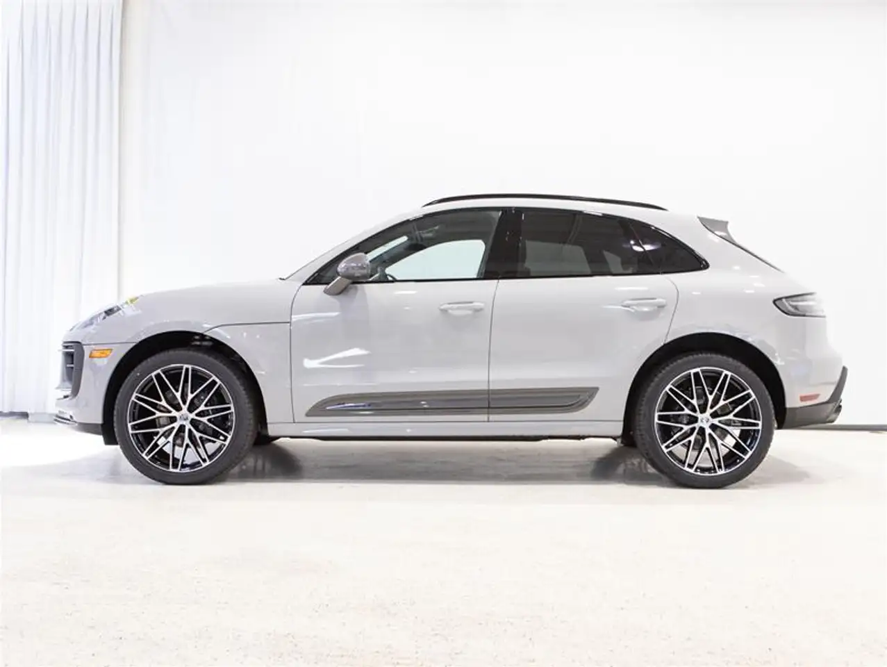 Porsche Macan снимка Porsche Macan