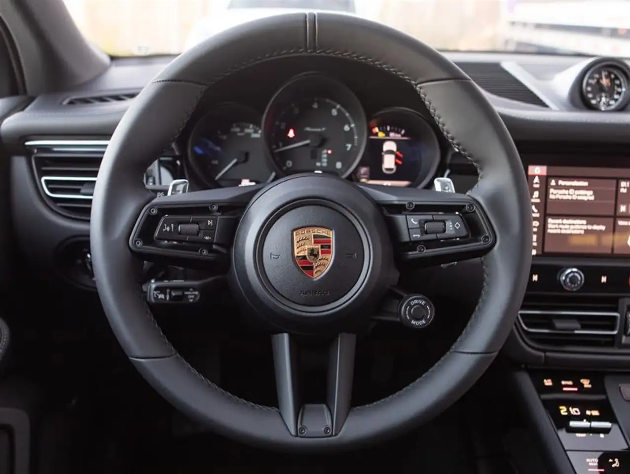 Porsche Macan снимка Porsche Macan